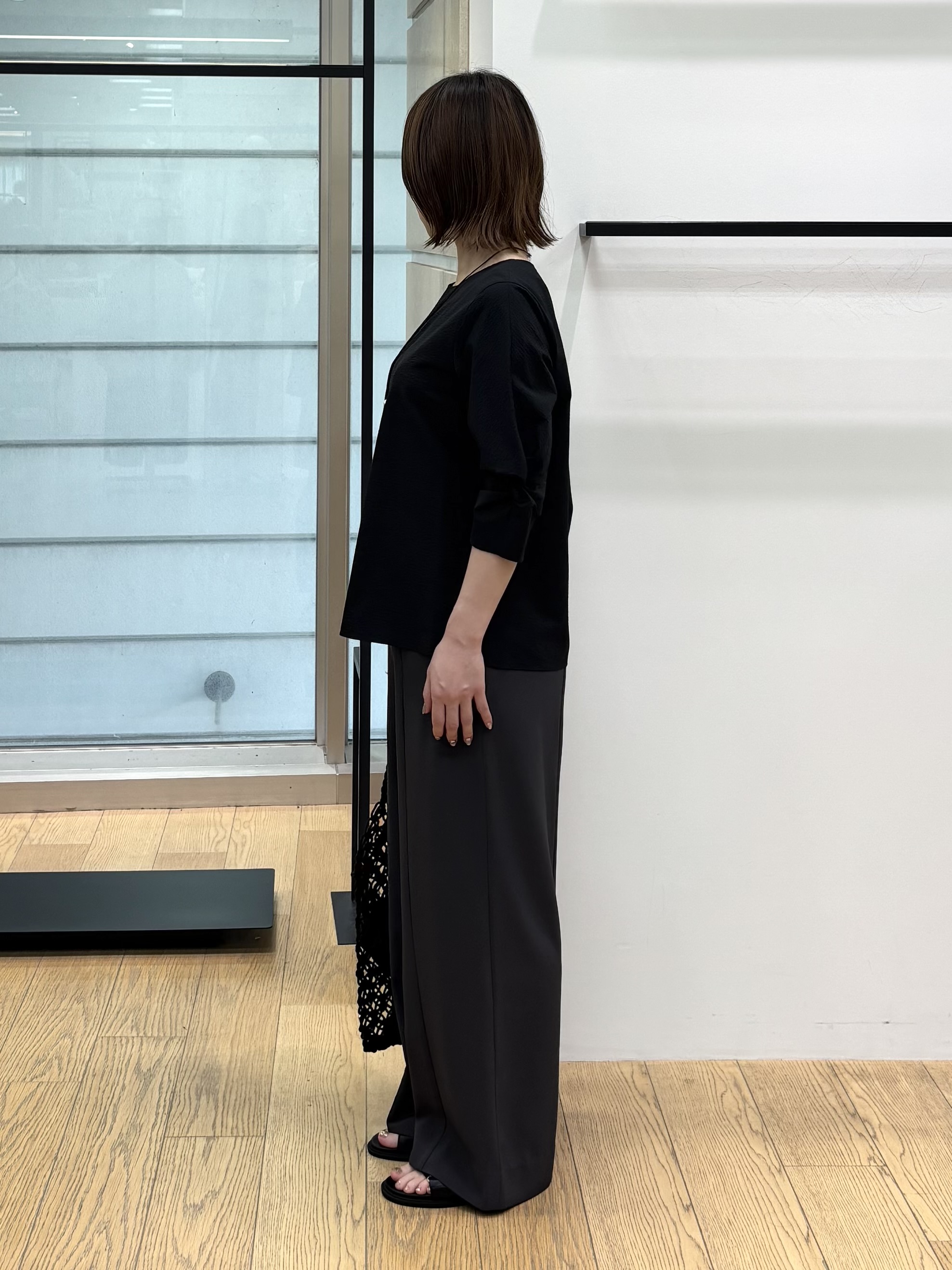 asamiさんの「INDIVI｜【撥水／UVケア】ねじり袖サッカートップス」を使ったコーディネート