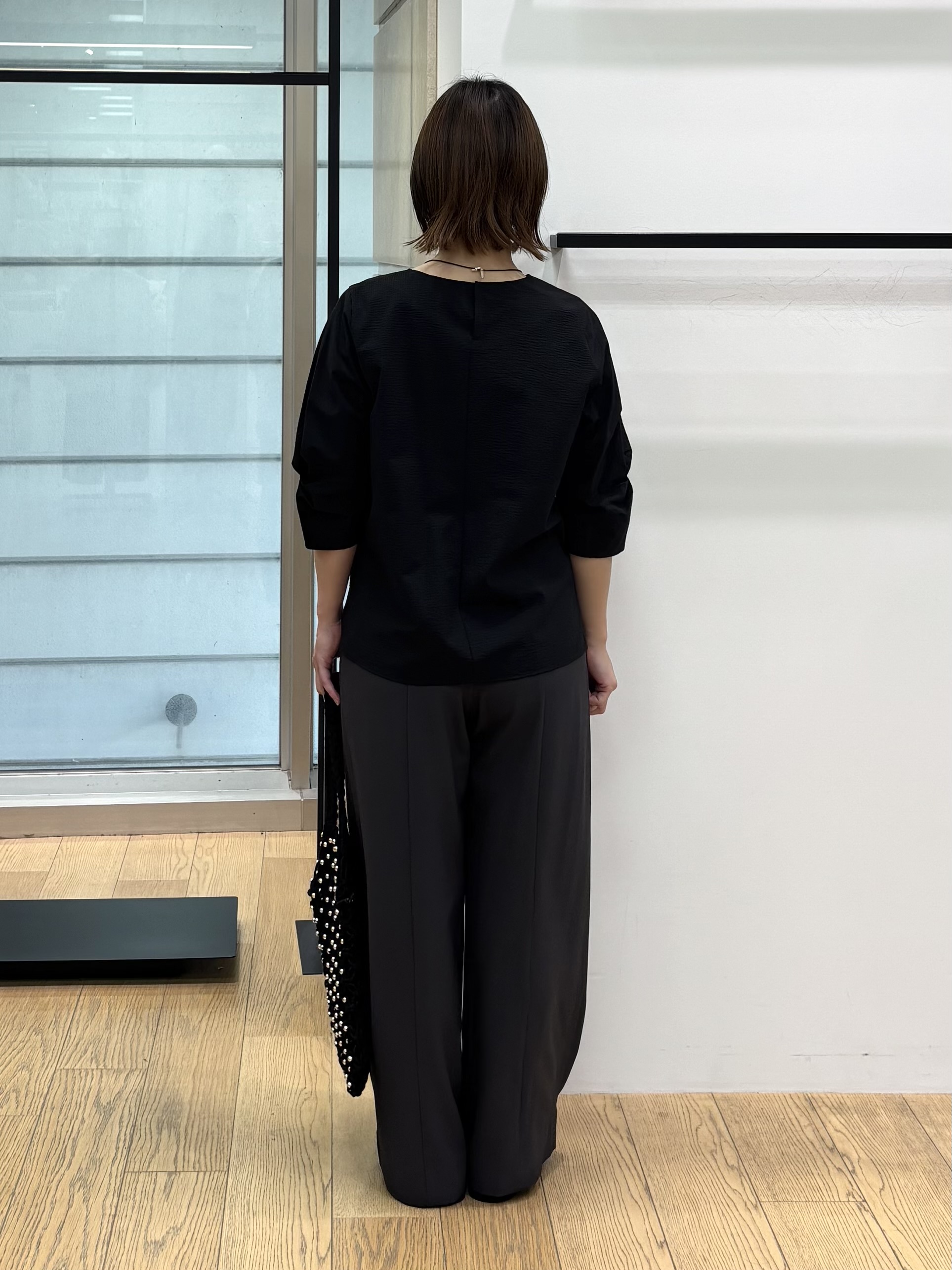 asamiさんの「INDIVI｜【撥水／UVケア】ねじり袖サッカートップス」を使ったコーディネート