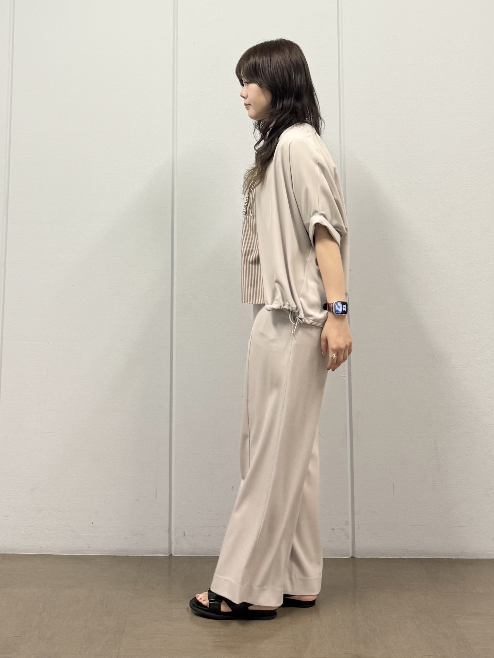 mizukiさんの「INDIVI｜【UVケア／吸汗速乾／着映え】フリルピンタックブラウス」を使ったコーディネート