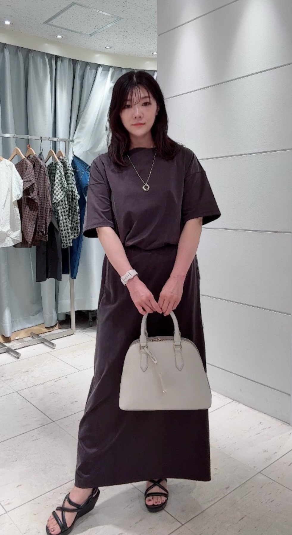 misaさんの「UNTITLED｜【セットアップ可/接触冷感】ヴィンテージライクドルマンカットソー」を使ったコーディネート