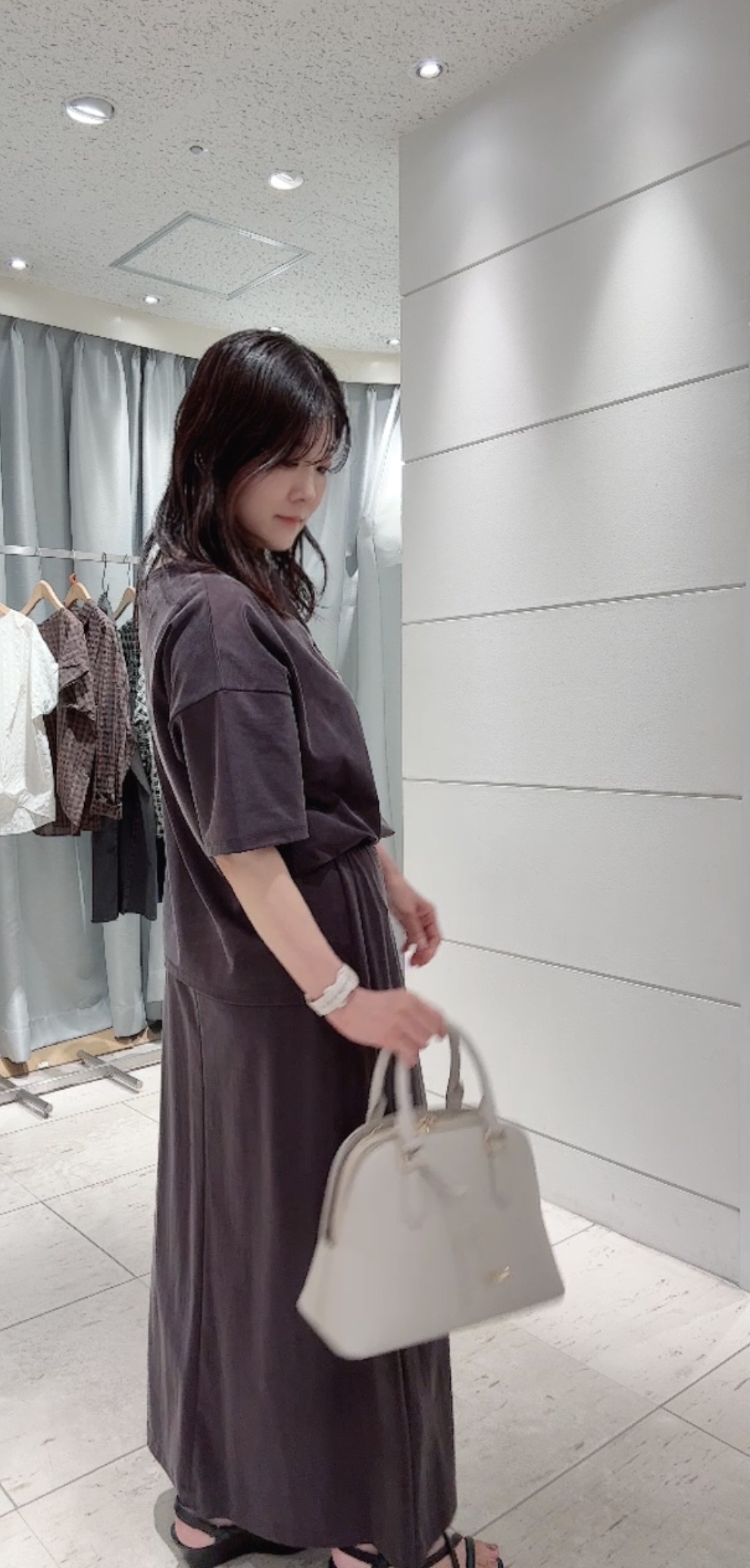 misaさんの「UNTITLED｜【セットアップ可/接触冷感】ヴィンテージライクドルマンカットソー」を使ったコーディネート