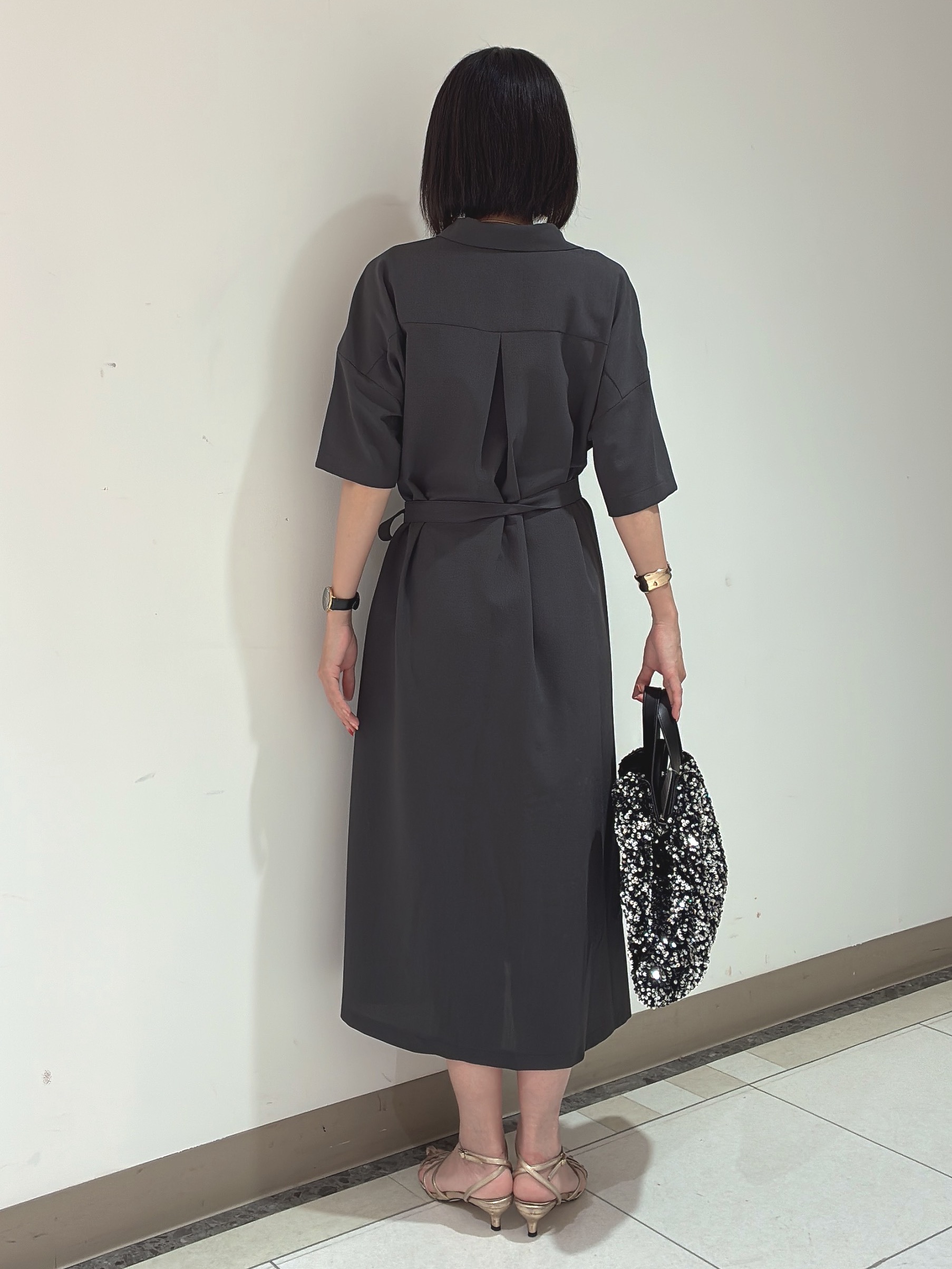 環さんの「UNTITLED｜【UVカット/接触冷感/通気性】エアリークールワンピース」を使ったコーディネート