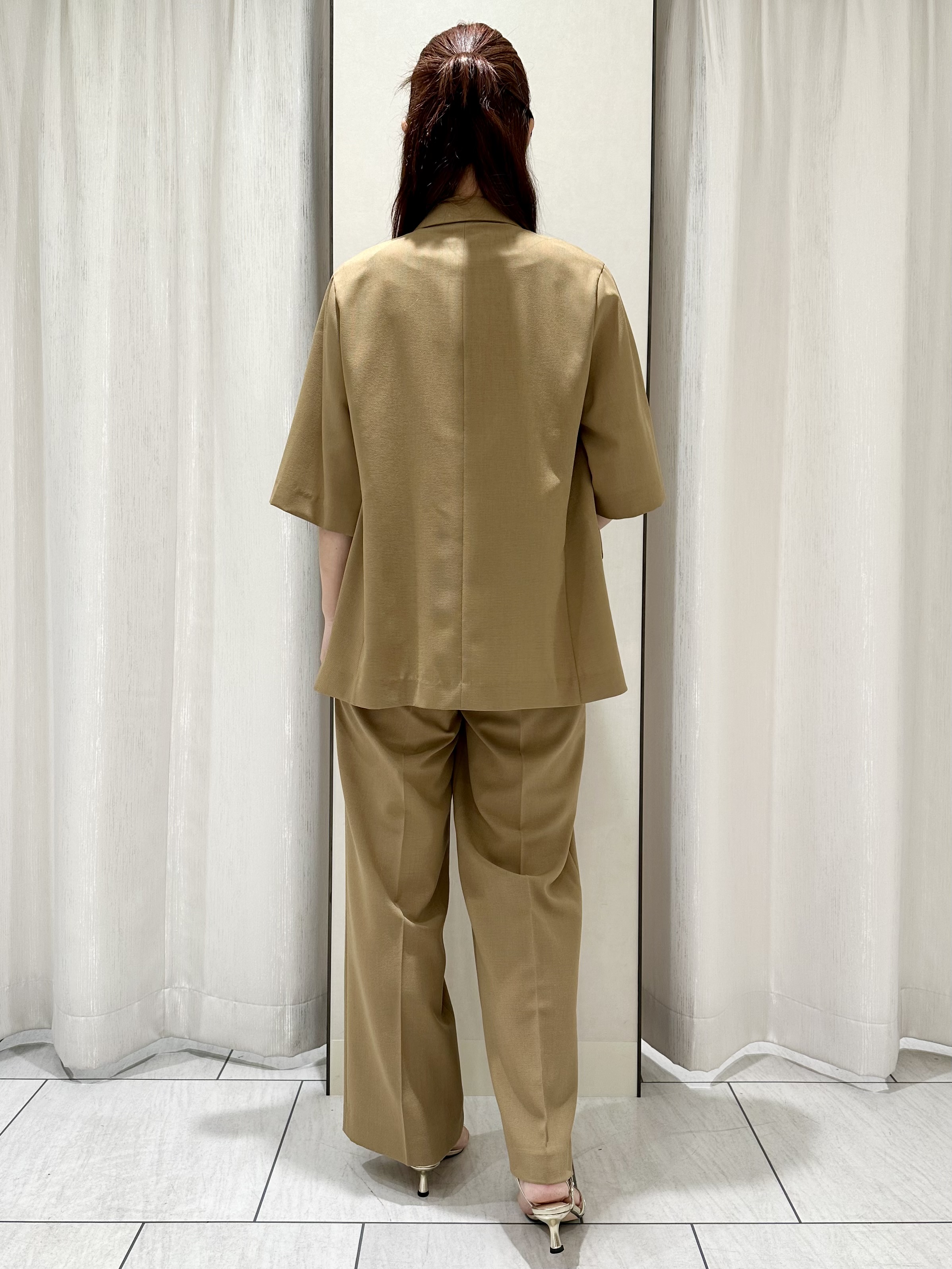 komiさんの「UNTITLED｜【アンサンブル可/上品な清涼感】コンパクト5分袖ニット」を使ったコーディネート
