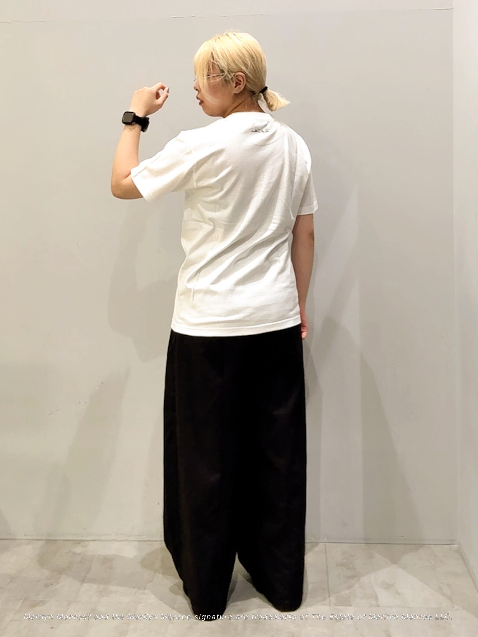 ユウナさんの「TAKEO KIKUCHI｜【別注】マリリン・モンロー/フォトTシャツ」を使ったコーディネート