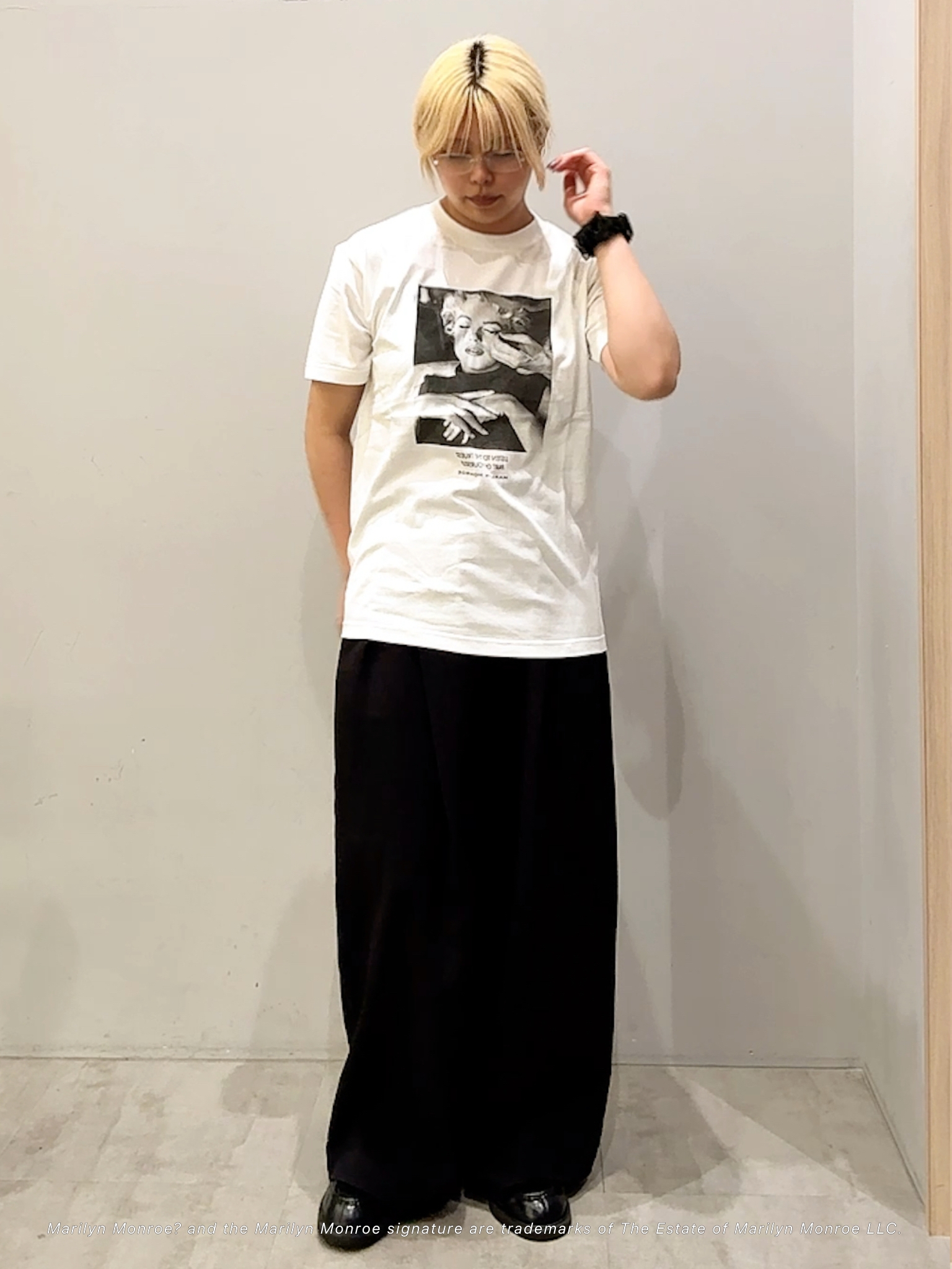 ユウナさんの「TAKEO KIKUCHI｜【別注】マリリン・モンロー/フォトTシャツ」を使ったコーディネート