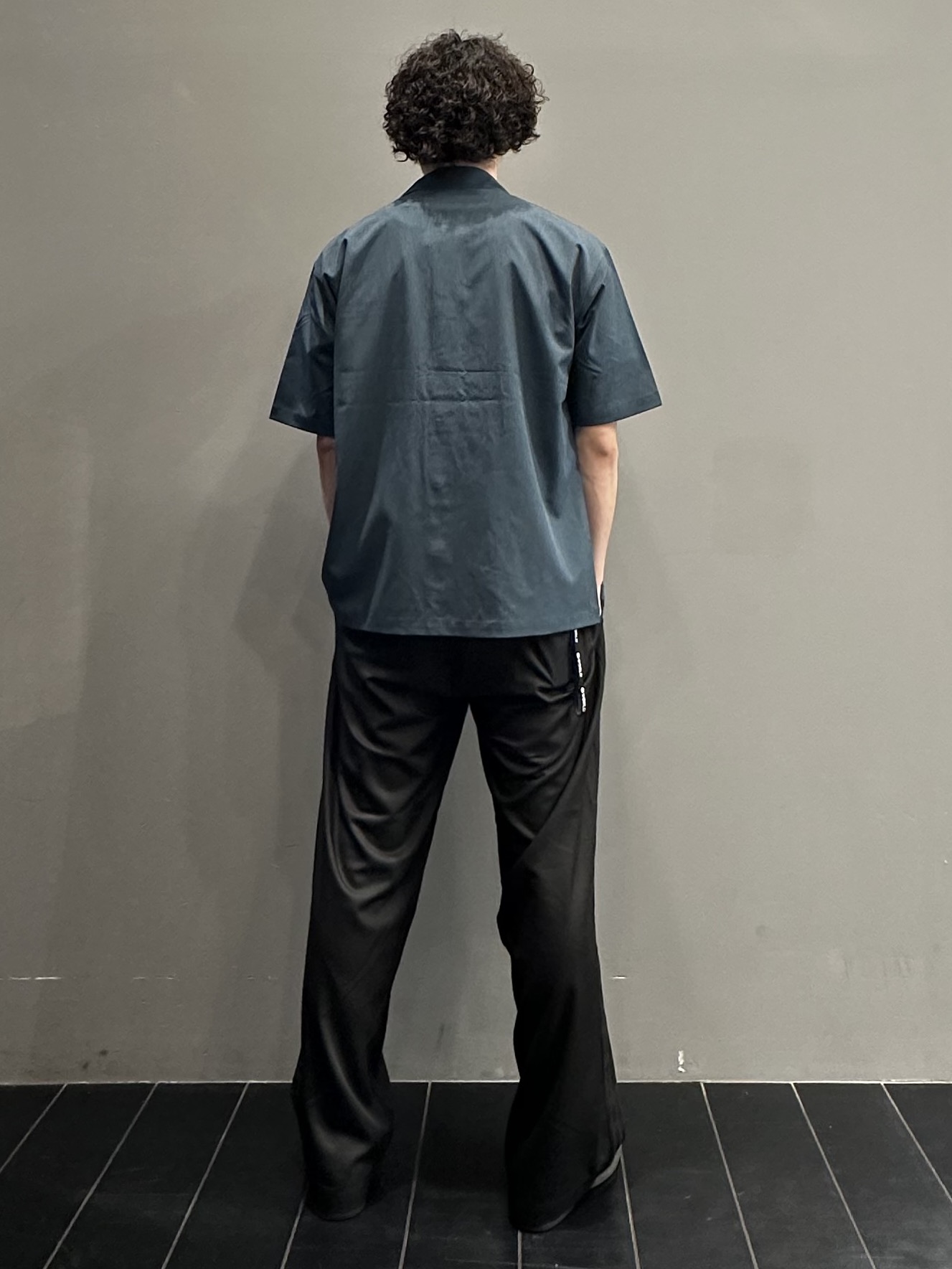 SHUさんの「THE SHOP TK｜【吸水速乾／接触冷感／防シワ／マシンウォッシャブル】ハイドロクール 半袖シャツ」を使ったコーディネート