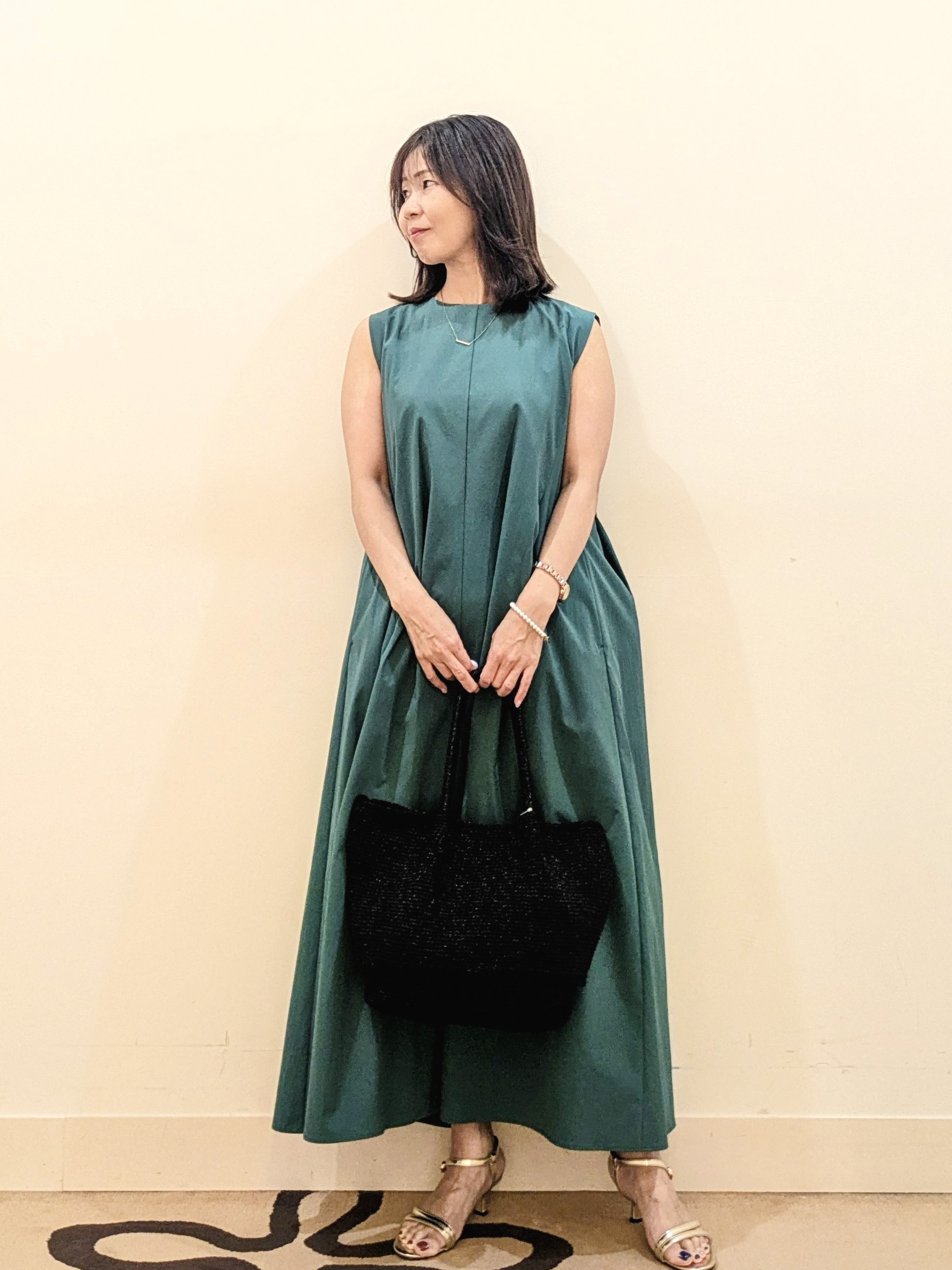 laverさんの「UNTITLED｜【接触冷感/UVカット/吸水速乾】Aラインロングワンピース」を使ったコーディネート