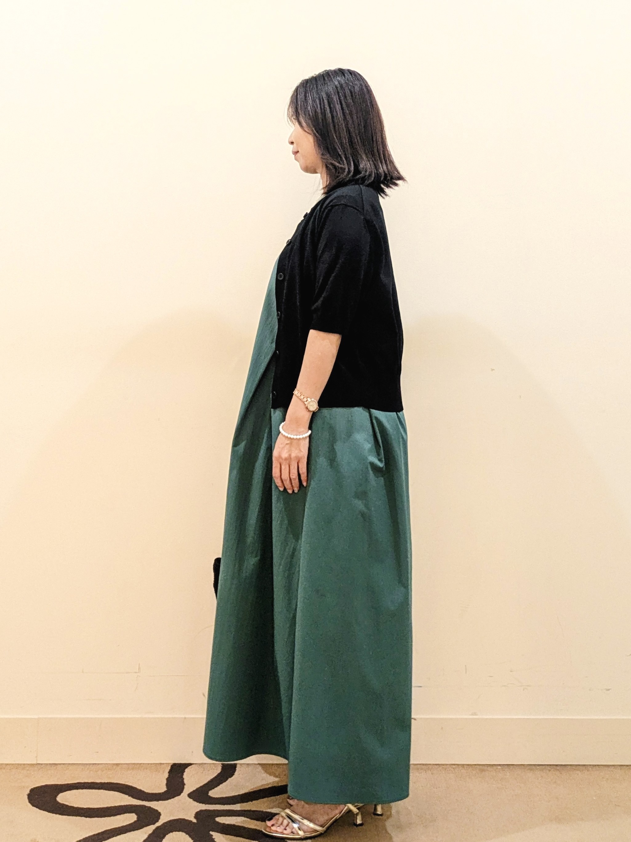laverさんの「UNTITLED｜【接触冷感/UVカット/吸水速乾】Aラインロングワンピース」を使ったコーディネート