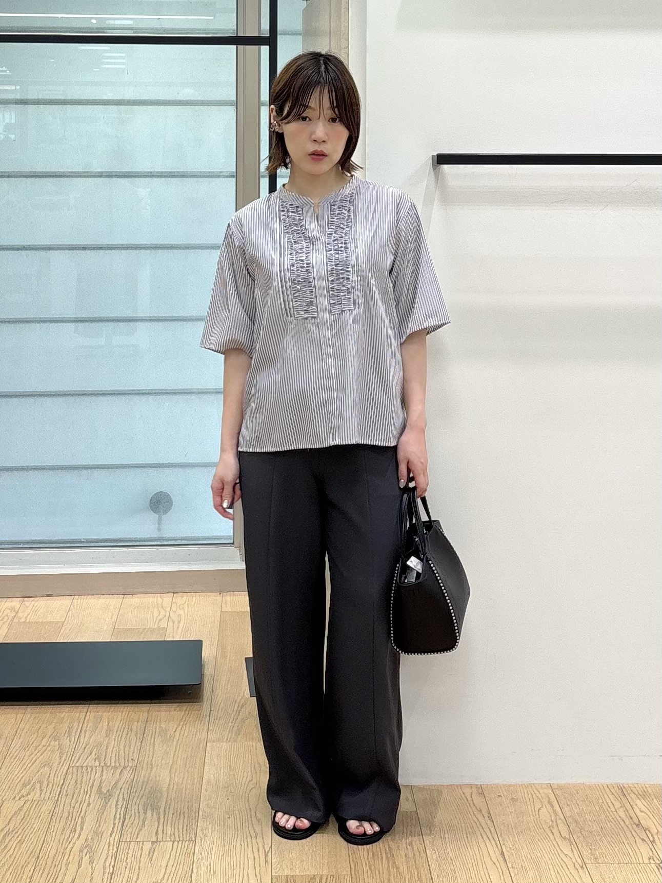 asamiさんの「INDIVI｜【UVケア／吸汗速乾／着映え】フリルピンタックブラウス」を使ったコーディネート