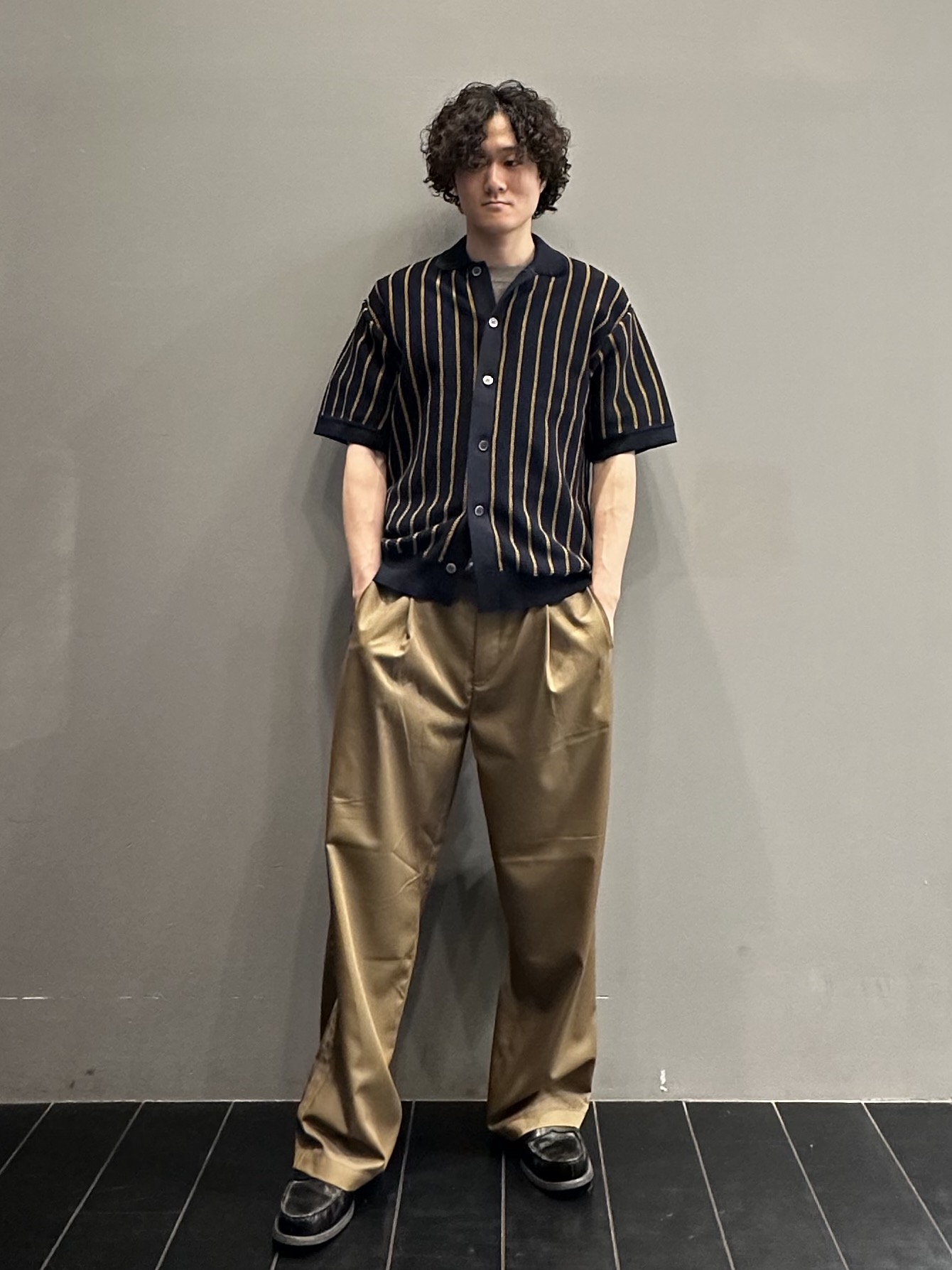 SHUさんの「THE SHOP TK｜【マシンウォッシャブル】ニットストライプ半袖シャツ」を使ったコーディネート