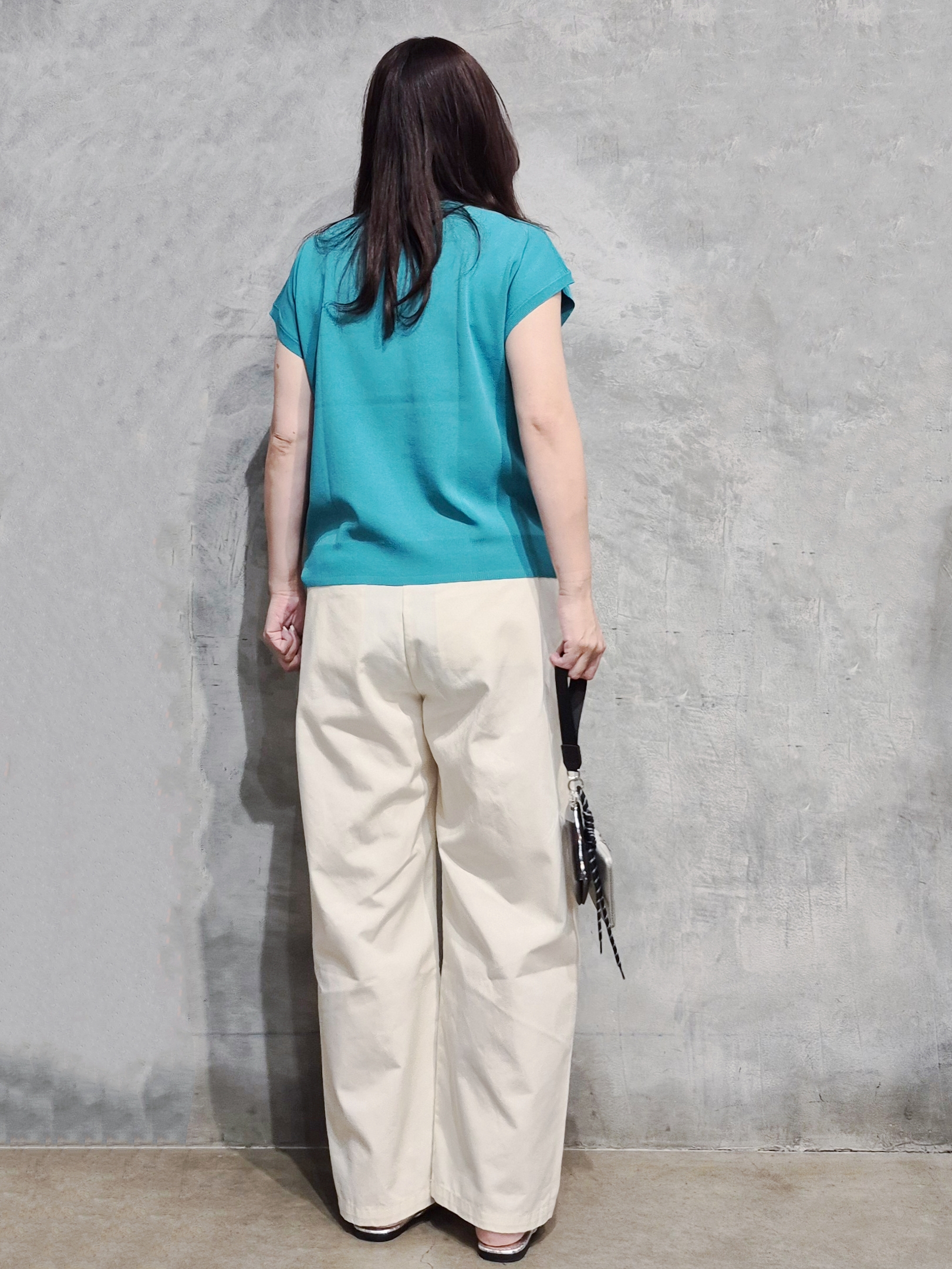 ひさえさんの「THE SHOP TK｜【S-XL/ひんやりタッチ】多機能フレンチスリーブニット 洗濯機OK/UVケア/毛玉になりにくい」を使ったコーディネート