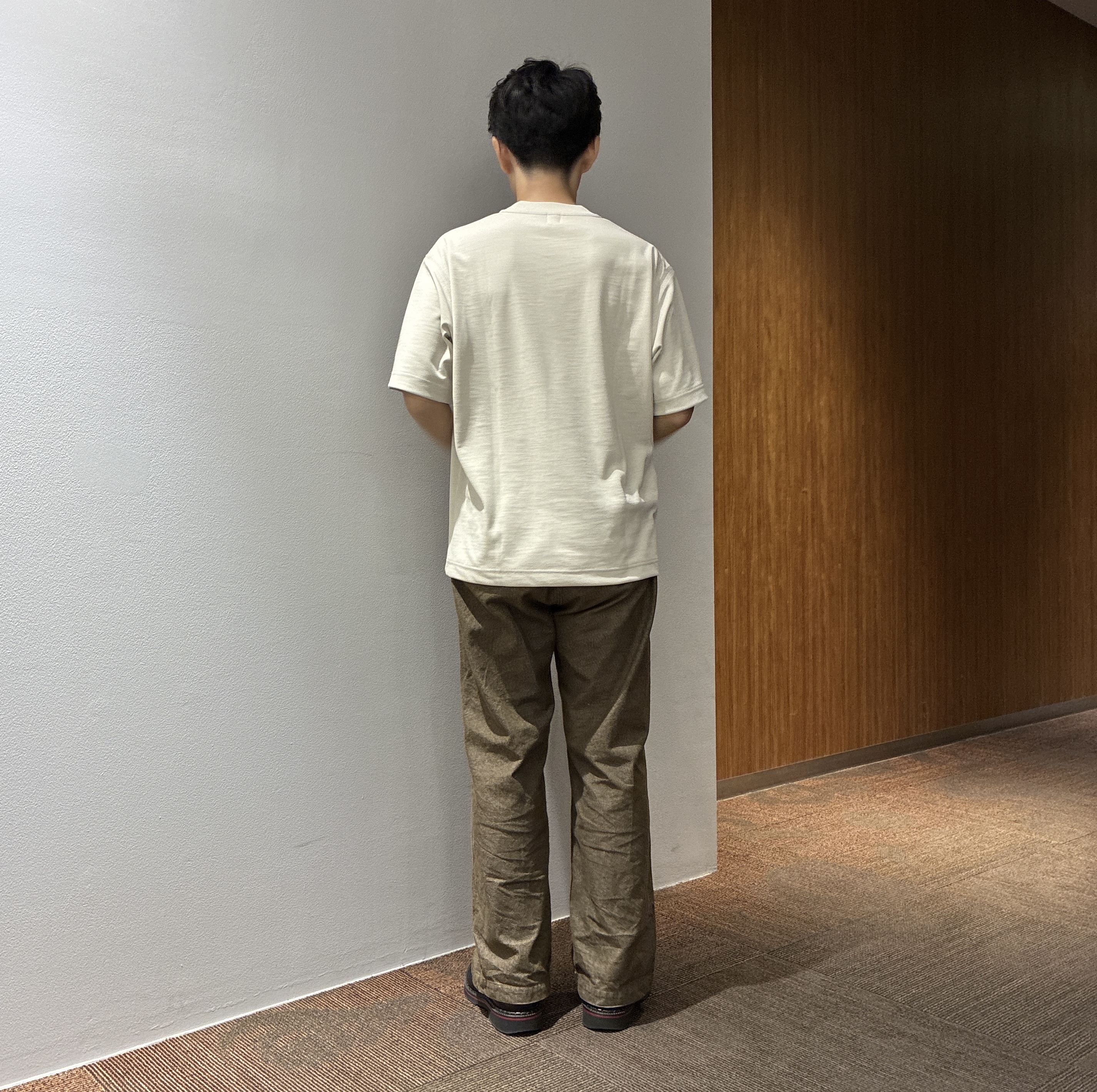 わいずみさんの「TAKEO KIKUCHI｜リネン ライク ポンチ プルオーバー」を使ったコーディネート
