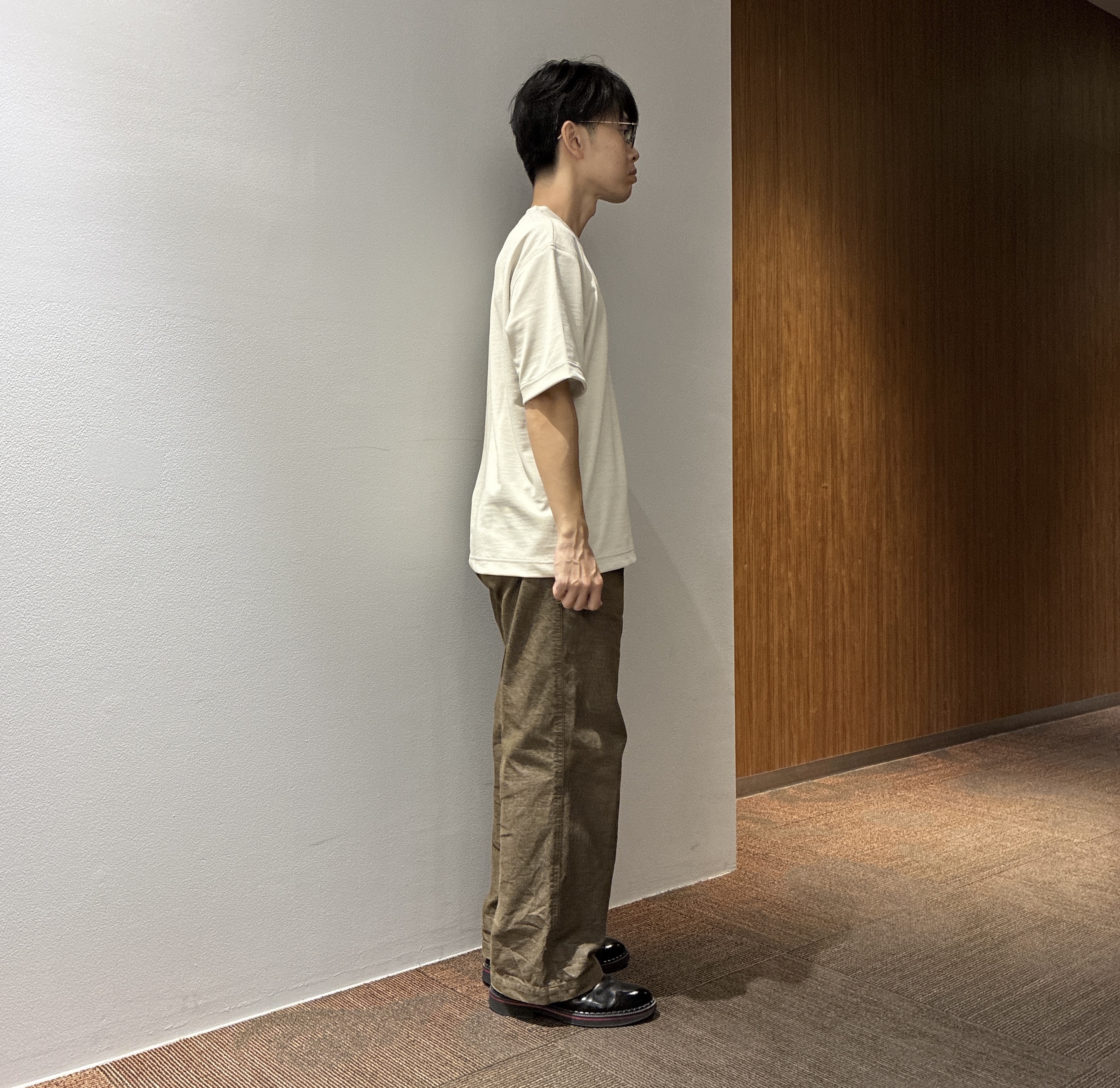わいずみさんの「TAKEO KIKUCHI｜リネン ライク ポンチ プルオーバー」を使ったコーディネート