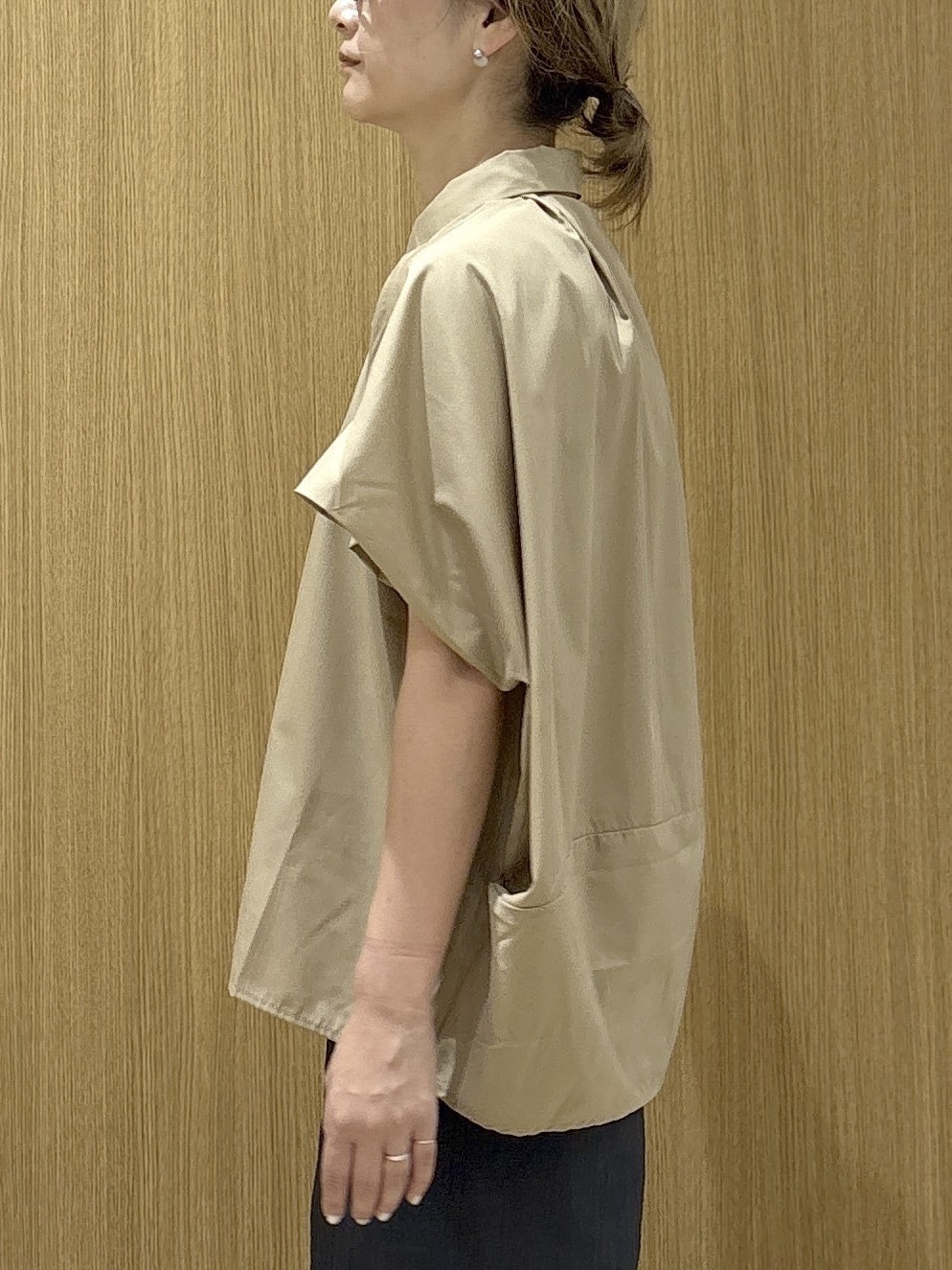 たけねぇさんの「OPAQUE.CLIP｜タックニュアンスフォルムシャツ【洗濯機OK】」を使ったコーディネート