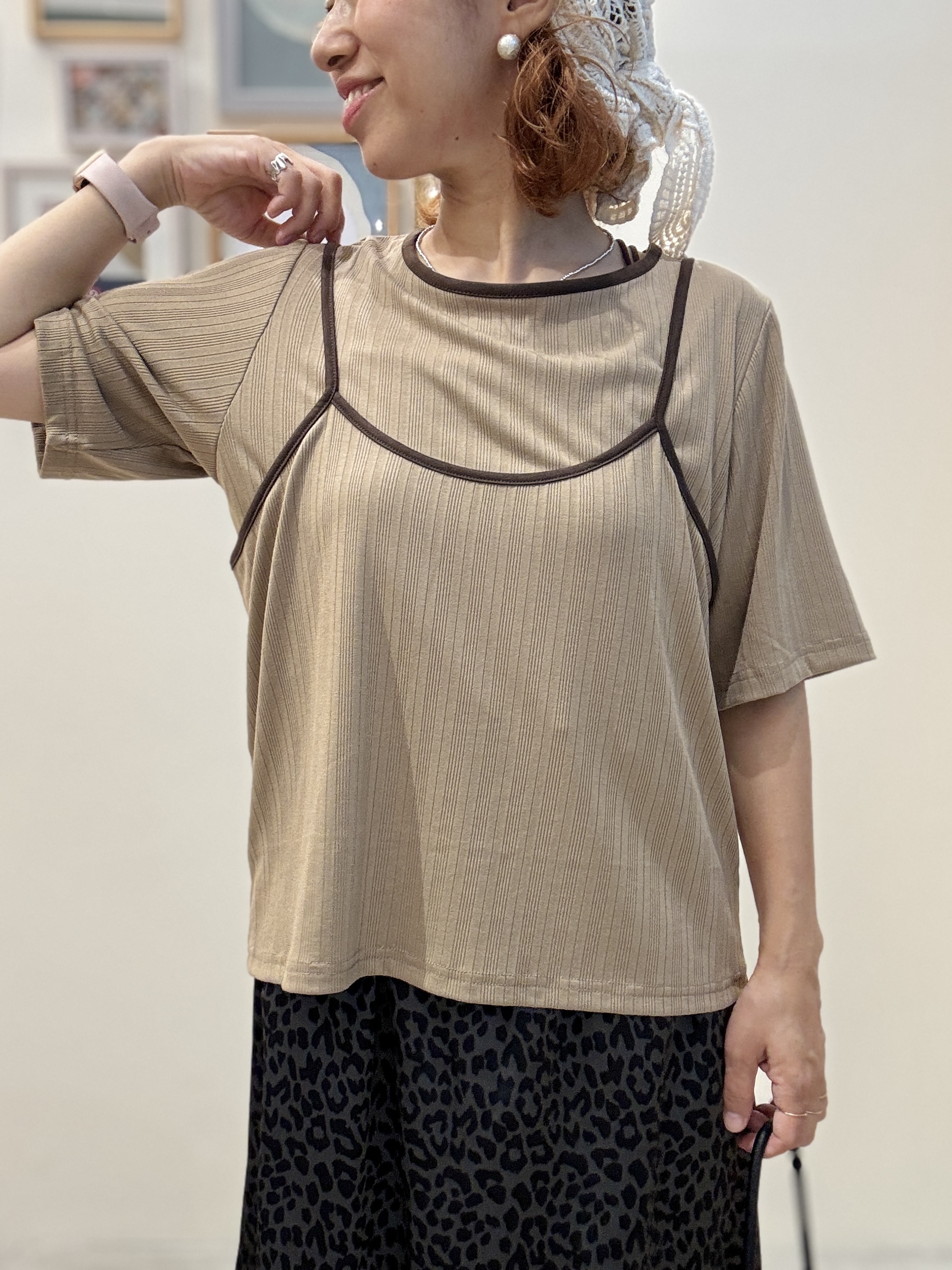 たけぴさんの「SHOO･LA･RUE｜【2点セット】ランダムテレコで細見え  配色使いTシャツ+キャミソール」を使ったコーディネート