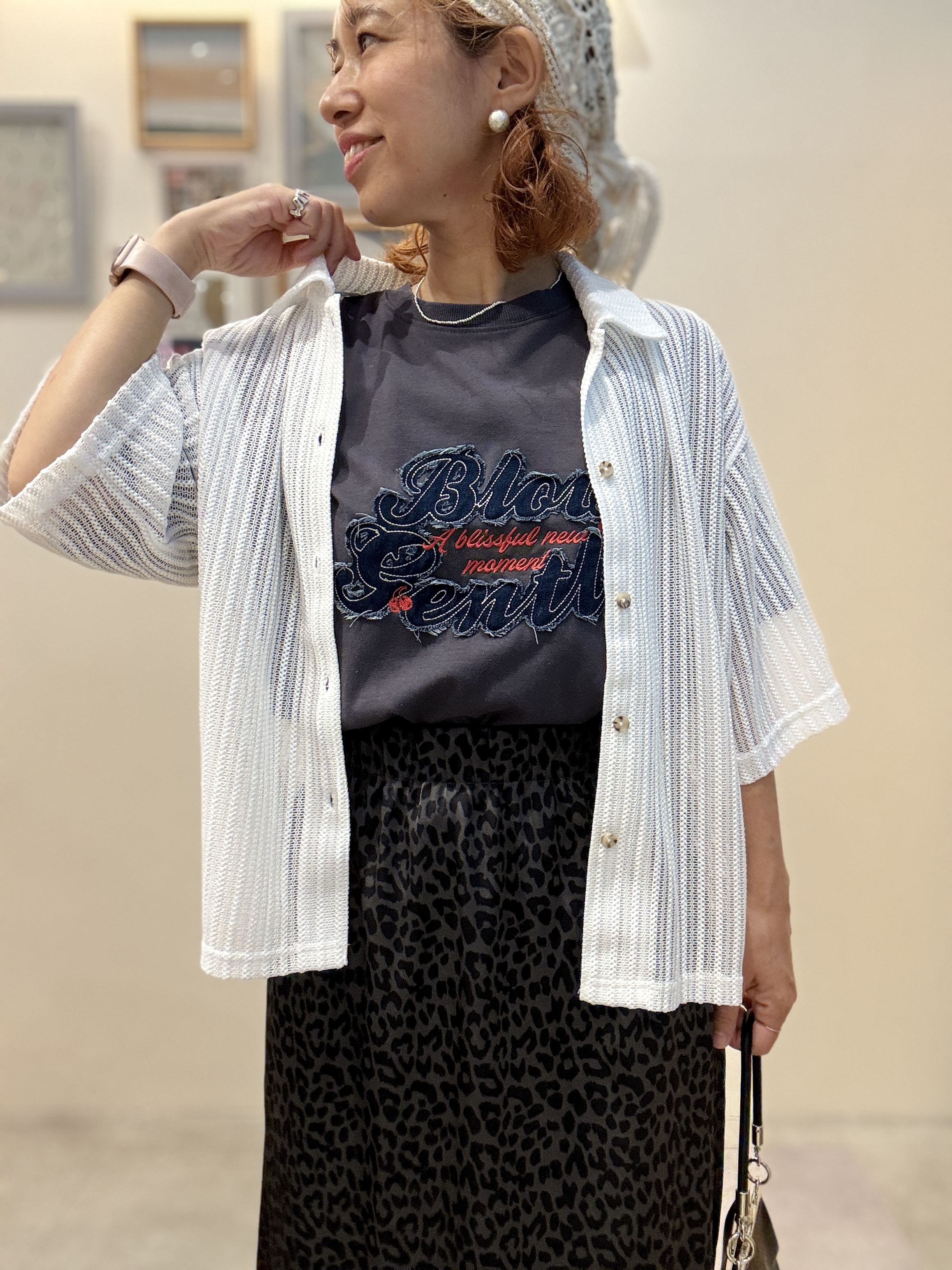 たけぴさんの「SHOO･LA･RUE｜【洗濯機可/S-LL】軽やかで涼しげな 透かしレース風前開きシャツ」を使ったコーディネート