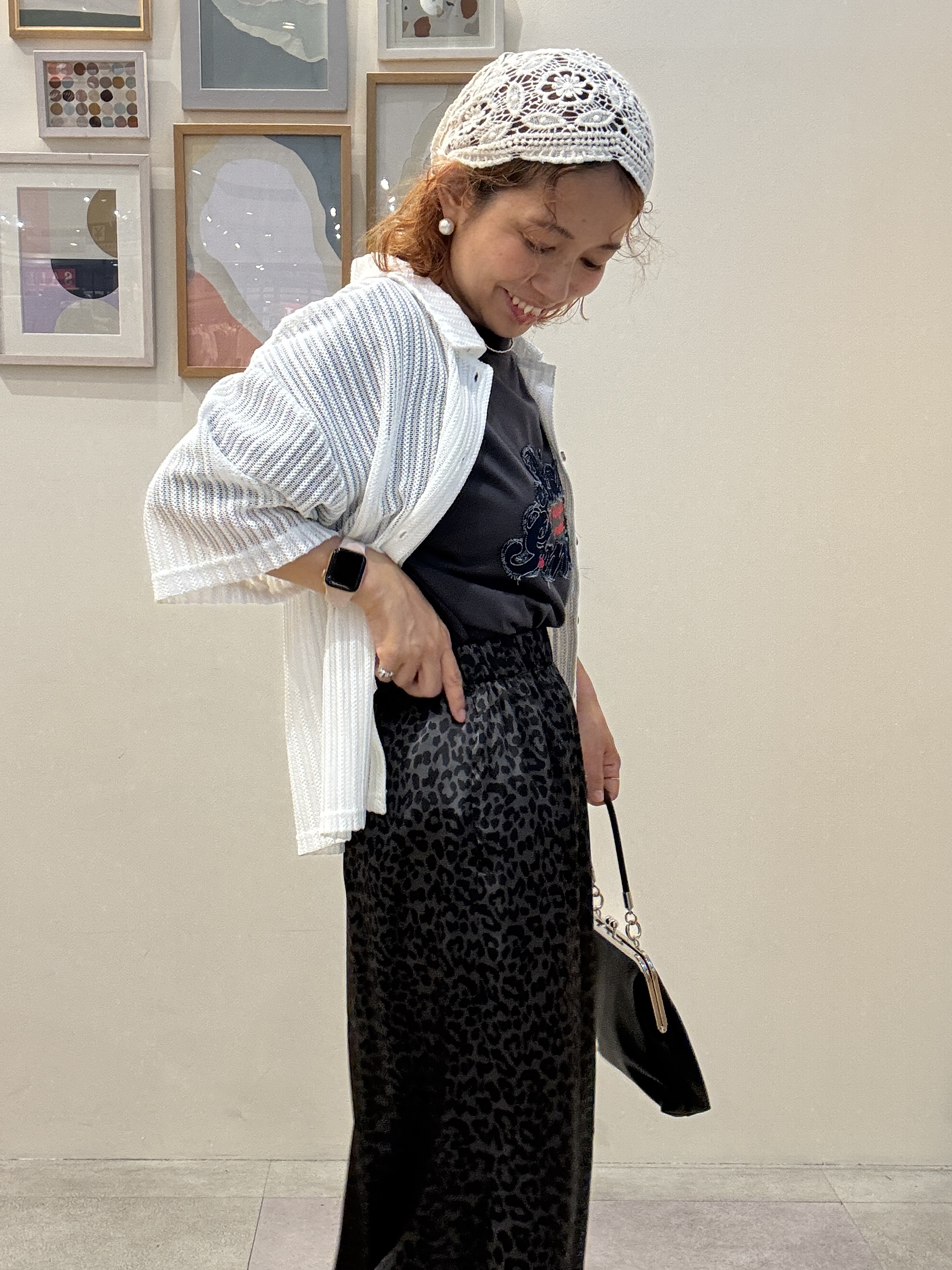 たけぴさんの「SHOO･LA･RUE｜【洗濯機可/S-LL】軽やかで涼しげな 透かしレース風前開きシャツ」を使ったコーディネート