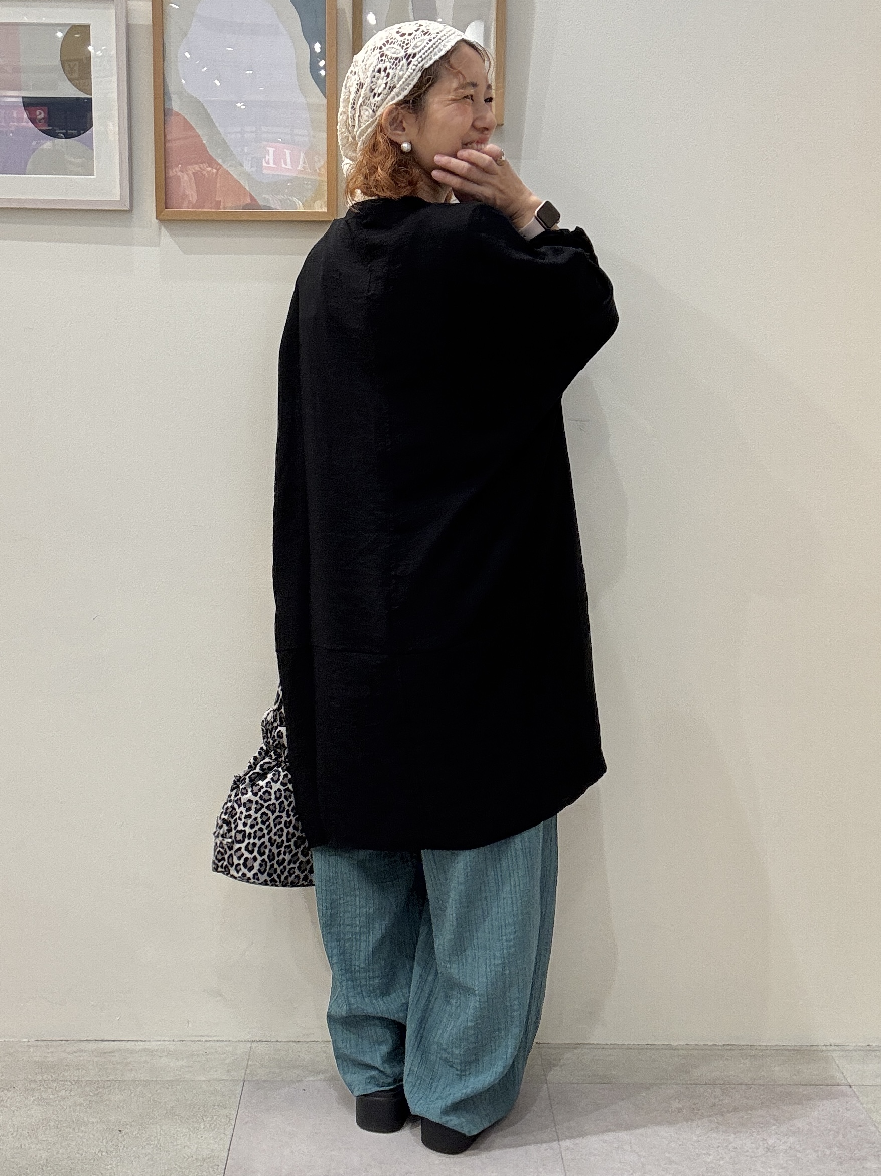 たけぴさんの「SHOO･LA･RUE｜【ひんやり/S-LL/洗濯後しわになりにくい】体型カバーにも ゆるっとリラックスチュニック」を使ったコーディネート