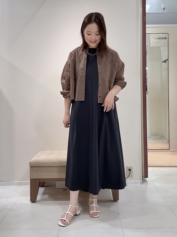 YUIさんの「UNTITLED｜【接触冷感/UVカット/吸水速乾】Aラインロングワンピース」を使ったコーディネート
