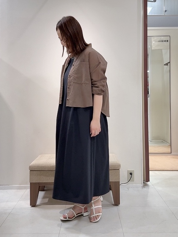 YUIさんの「UNTITLED｜【接触冷感/UVカット/吸水速乾】Aラインロングワンピース」を使ったコーディネート