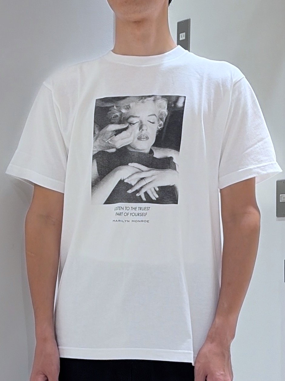mutoさんの「TAKEO KIKUCHI｜【別注】マリリン・モンロー/フォトTシャツ」を使ったコーディネート
