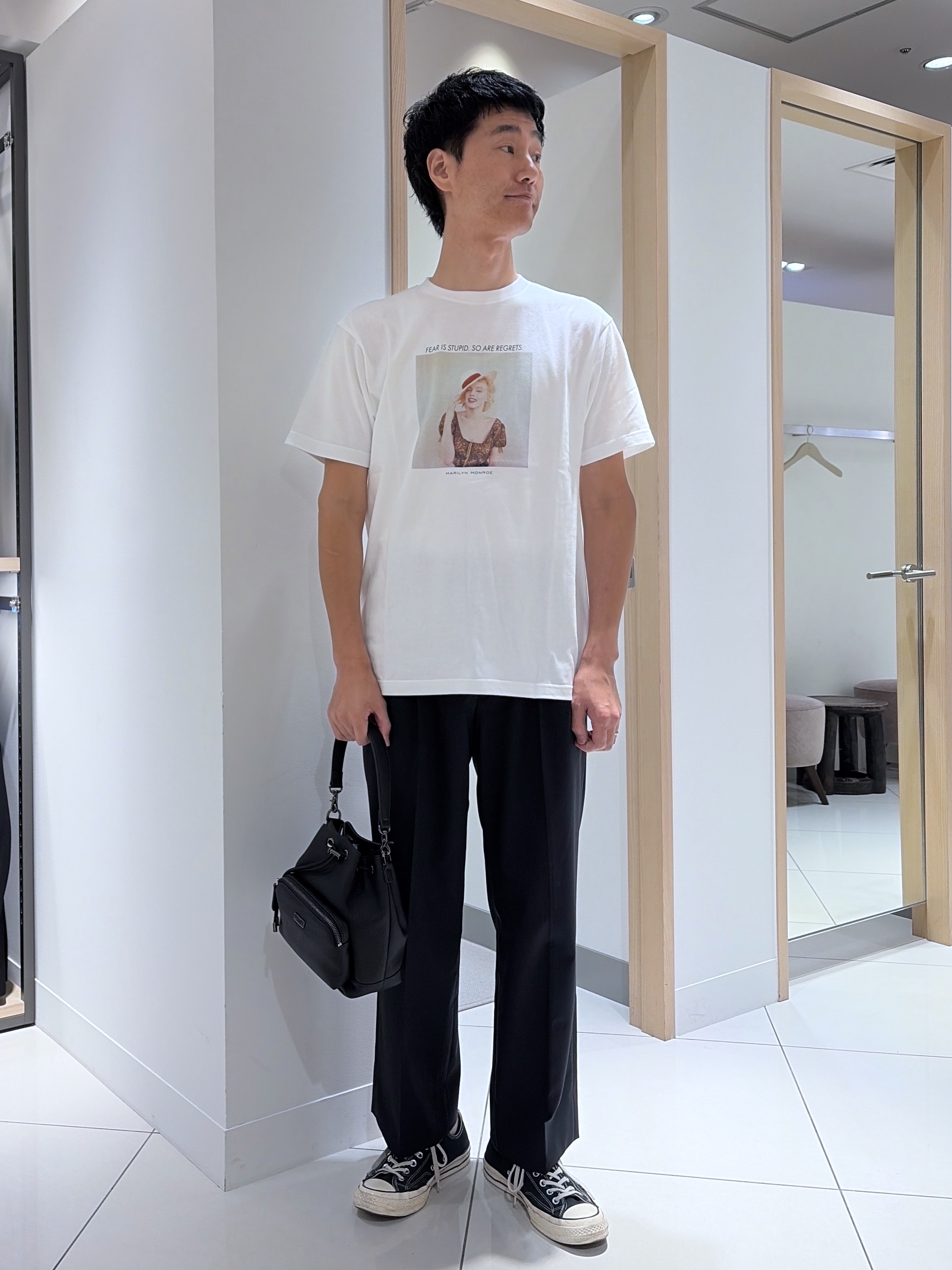 mutoさんの「TAKEO KIKUCHI｜【別注】マリリン・モンロー/フォトTシャツ」を使ったコーディネート