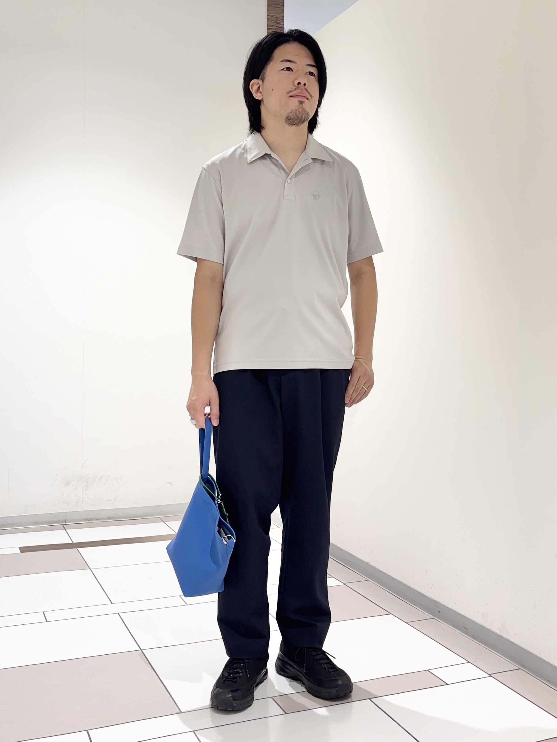 及川さんの「TAKEO KIKUCHI｜【接触冷感】アイスクリアコットン ワンポイント ポロシャツ」を使ったコーディネート