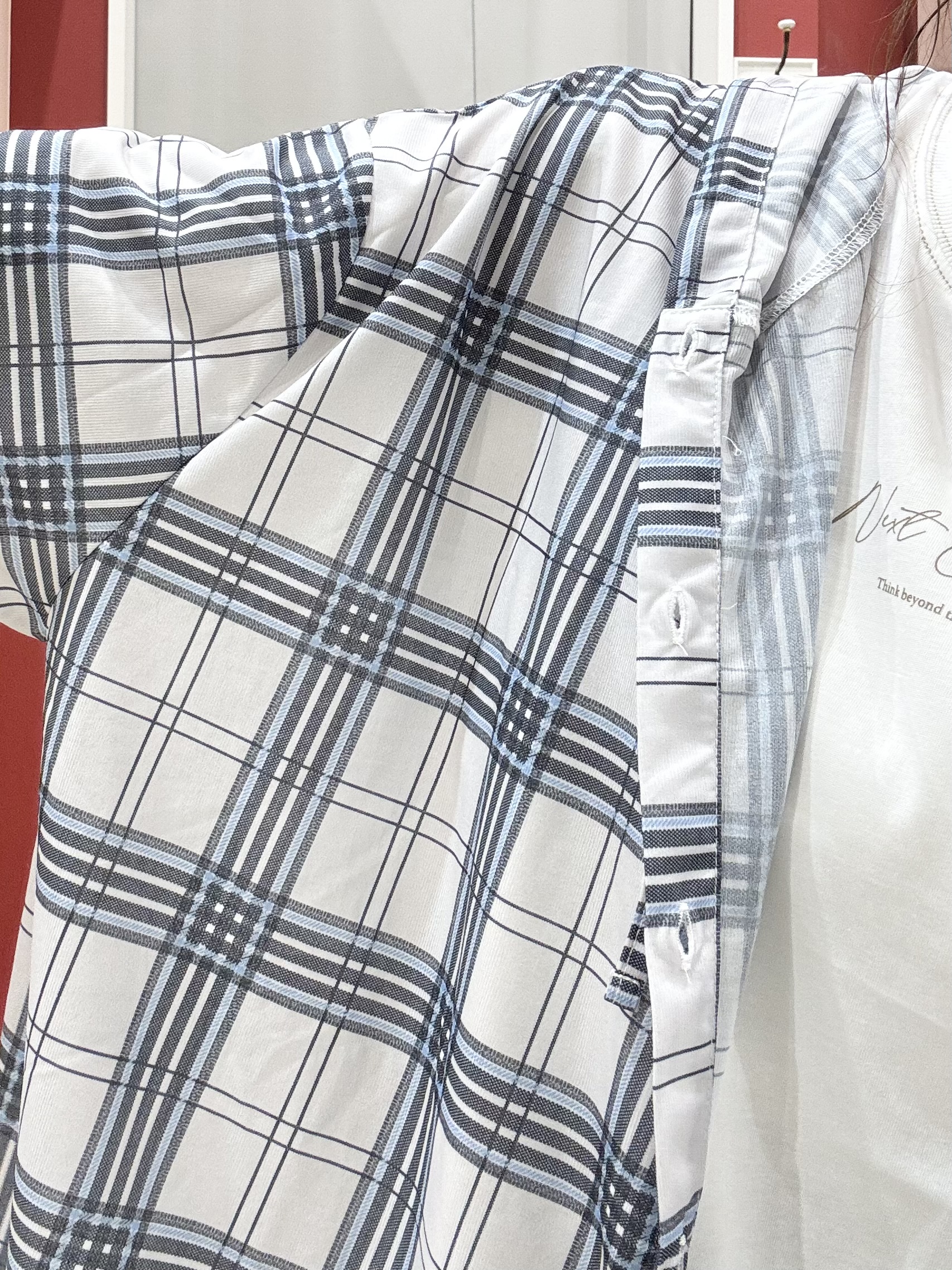 shioさんの「SHOO･LA･RUE｜【洗濯機可/体型カバー】程よい透け感の ゆるシルエットシア―シャツ」を使ったコーディネート