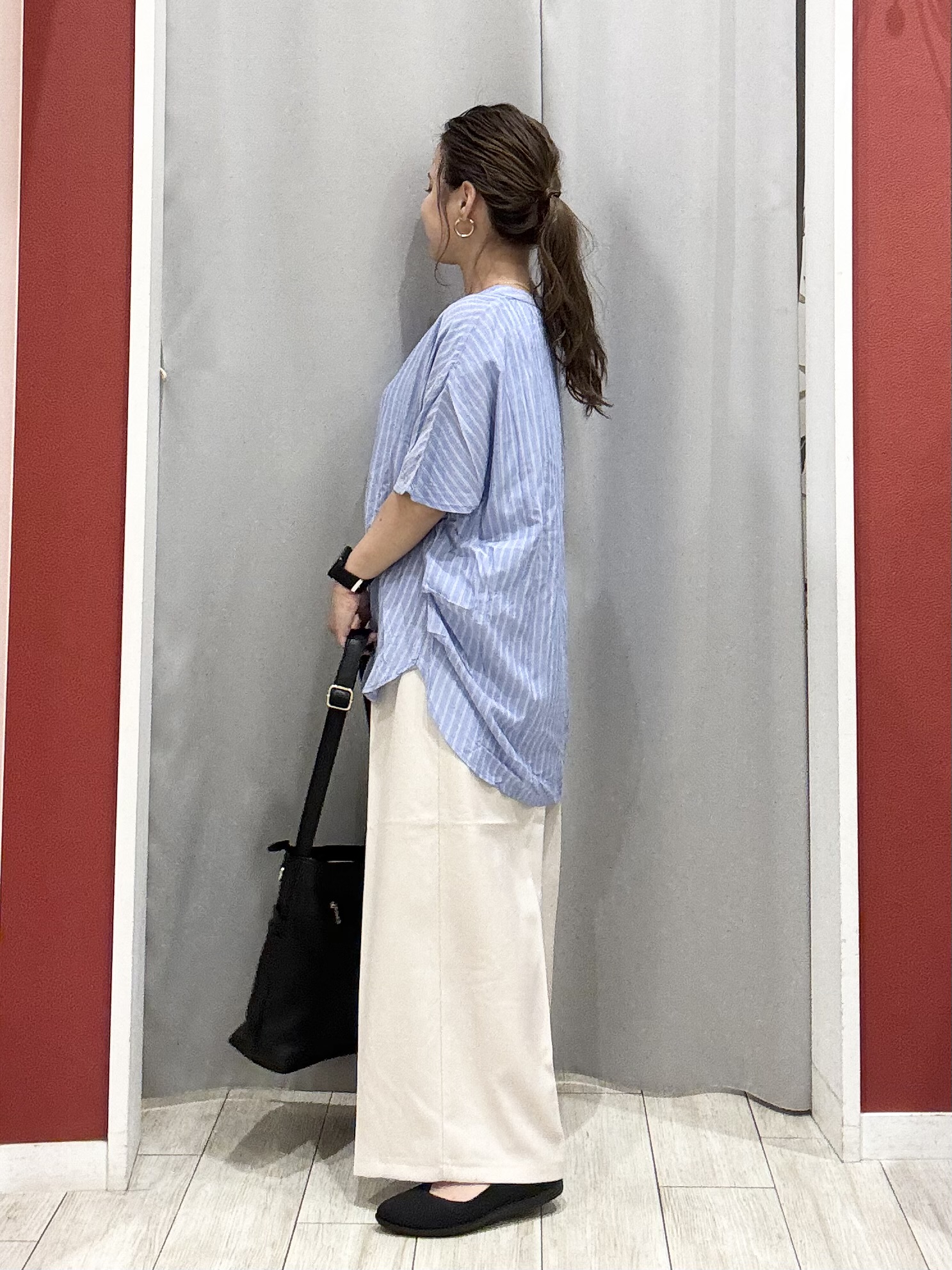 shioさんの「SHOO･LA･RUE｜【ひんやり/体型カバー】冷房、UV対策にも さらさらタッチの 5分袖ボレロカーディガン」を使ったコーディネート
