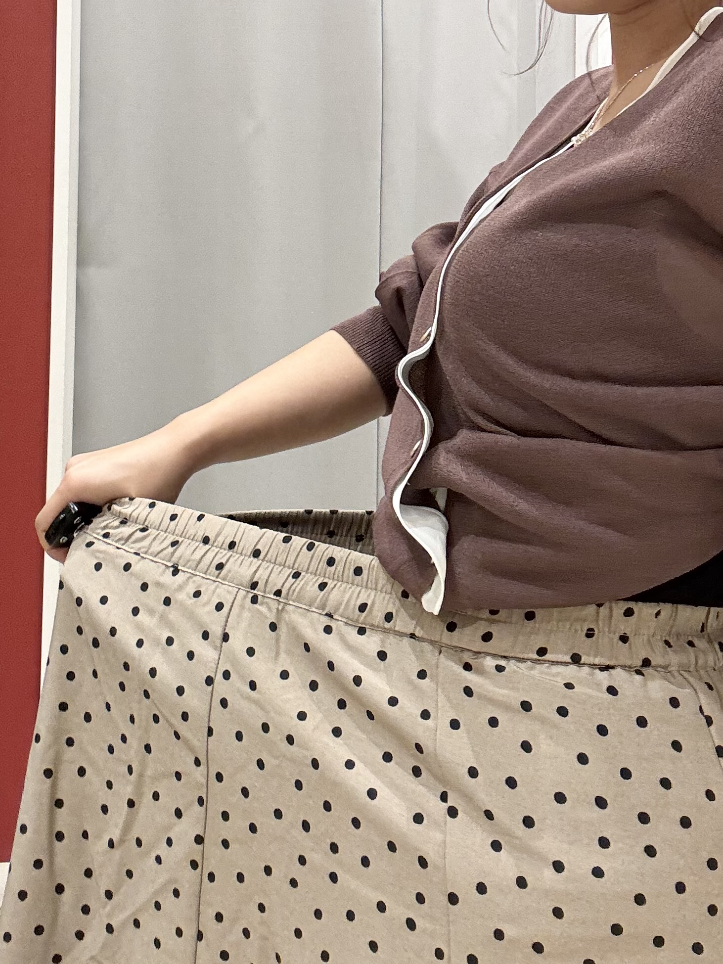 shioさんの「SHOO･LA･RUE｜【洗濯機可/S-LL】配色シフォン襟でサマ見え 上品シアーカーディガン」を使ったコーディネート