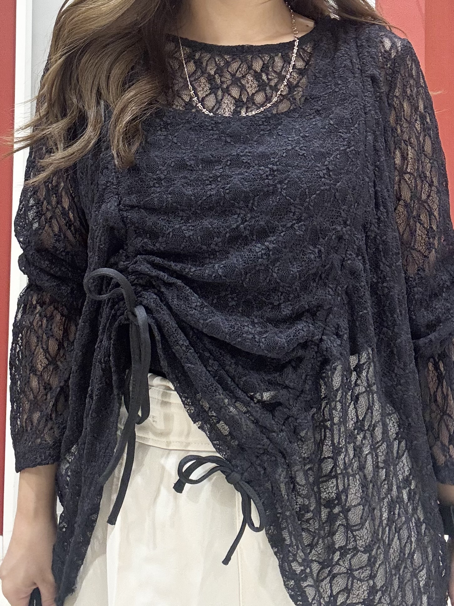 shioさんの「SHOO･LA･RUE｜レースで華やかに映える 旬な透け感の レースシャーリングトップス」を使ったコーディネート