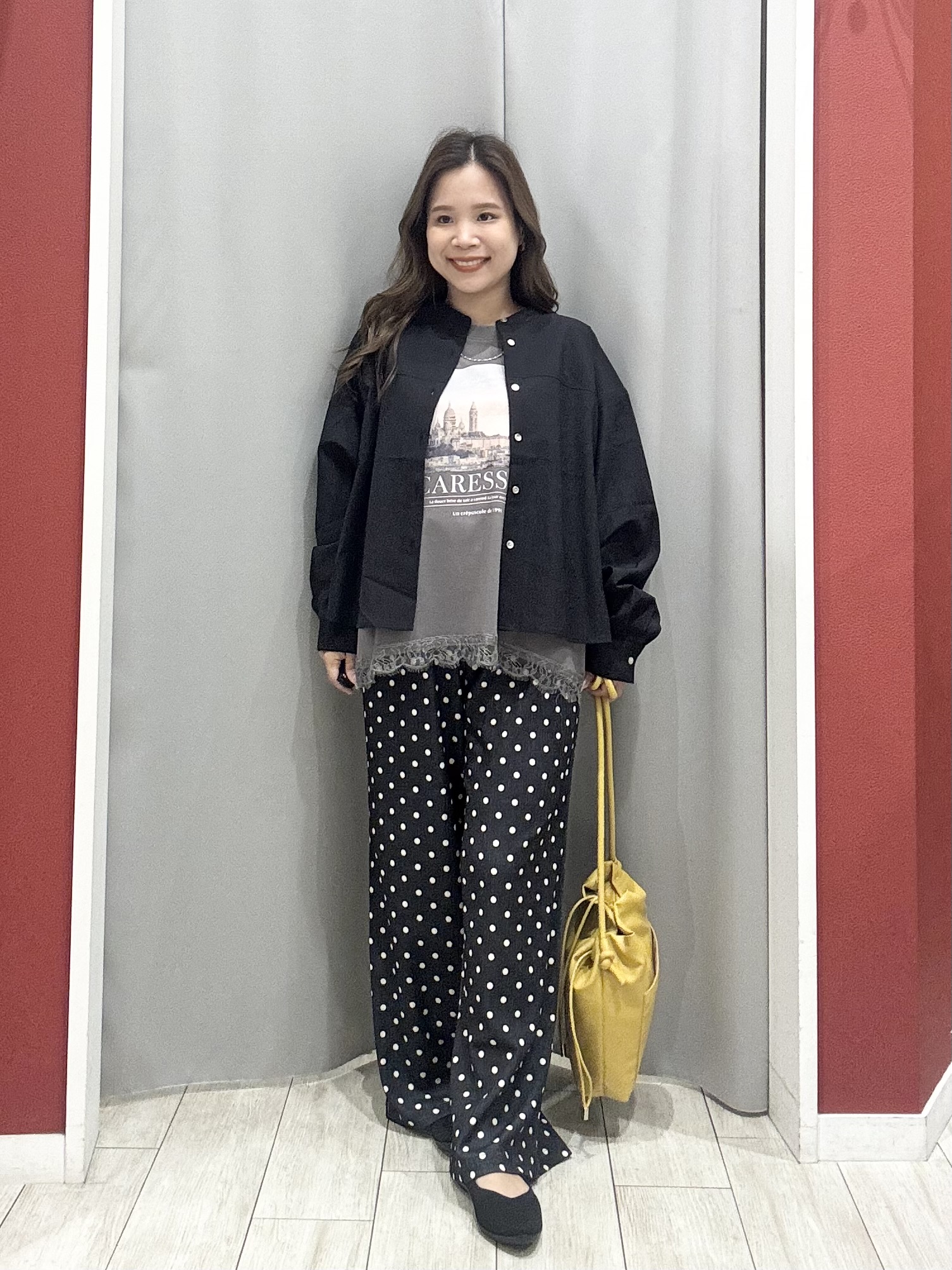 shioさんの「SHOO･LA･RUE｜【通気性〇/S-LL/洗濯機可】さらりノーカラーシャツ」を使ったコーディネート