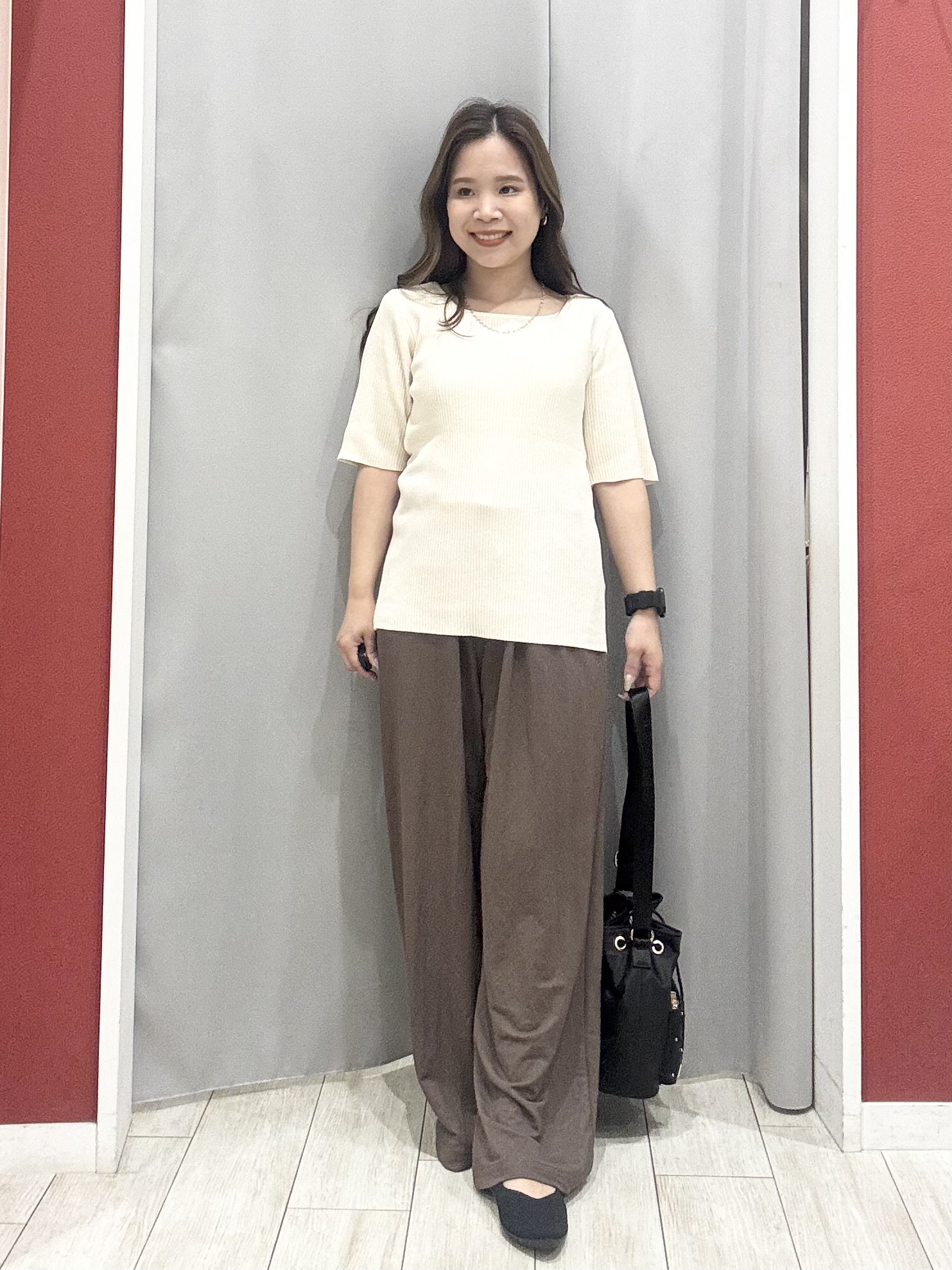 shioさんの「SHOO･LA･RUE｜【洗濯機可】ダブルポケット 楊柳しぼしぼシアーシャツ」を使ったコーディネート