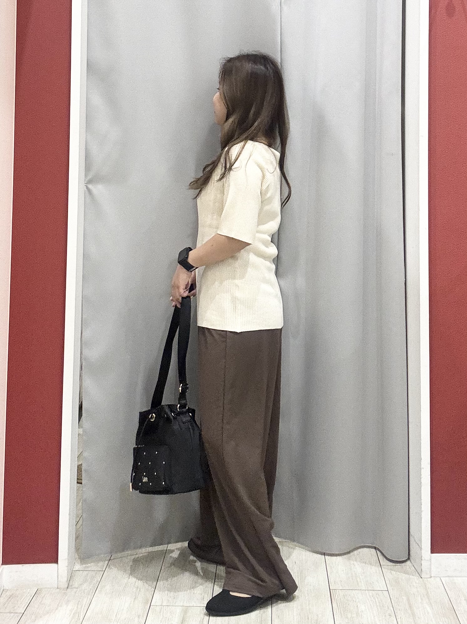 shioさんの「SHOO･LA･RUE｜【洗濯機可】ダブルポケット 楊柳しぼしぼシアーシャツ」を使ったコーディネート