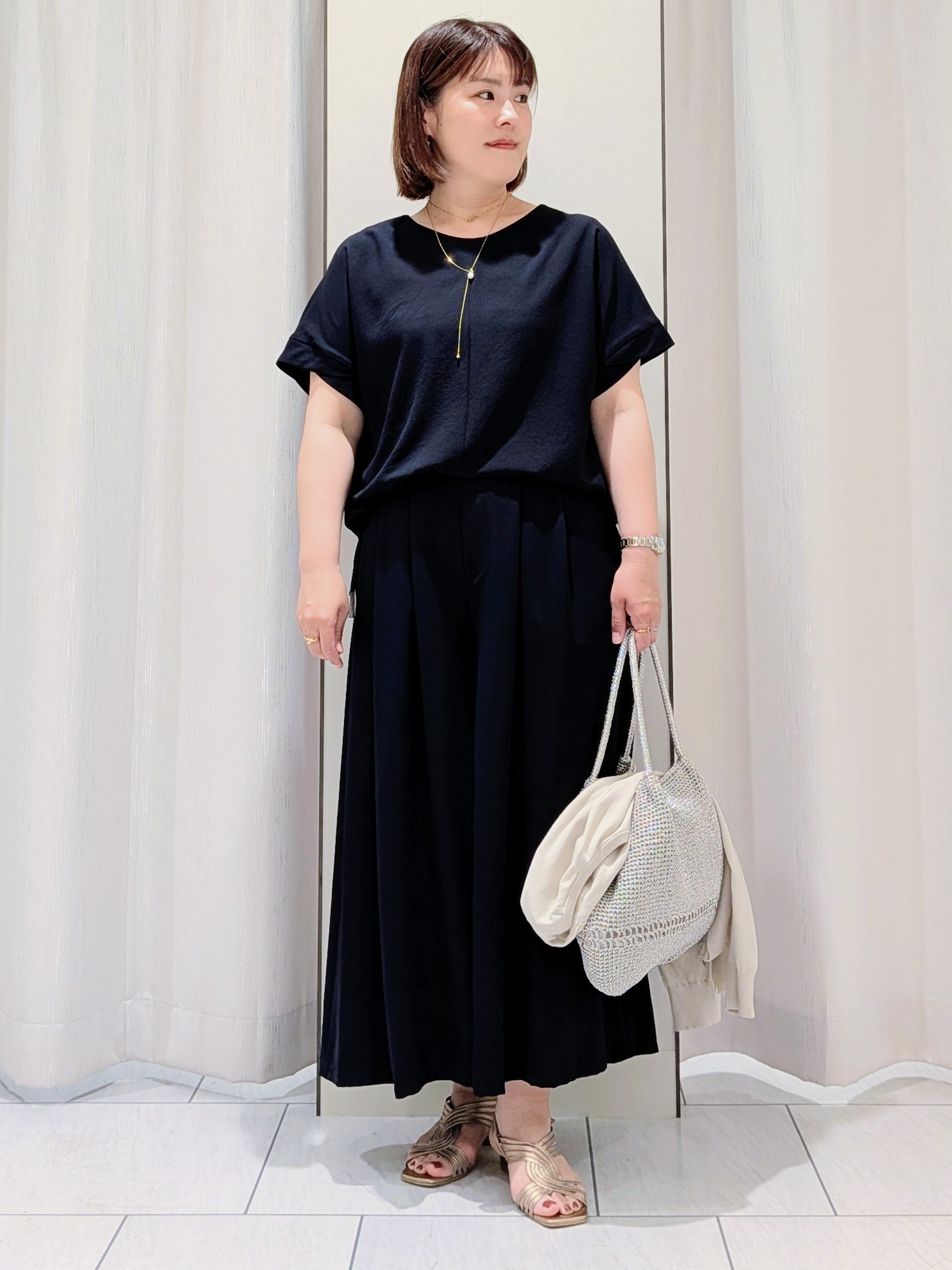 Onumaさんの「UNTITLED｜【9色展開/アンサンブル可】コットンクルーネックカーディガン」を使ったコーディネート
