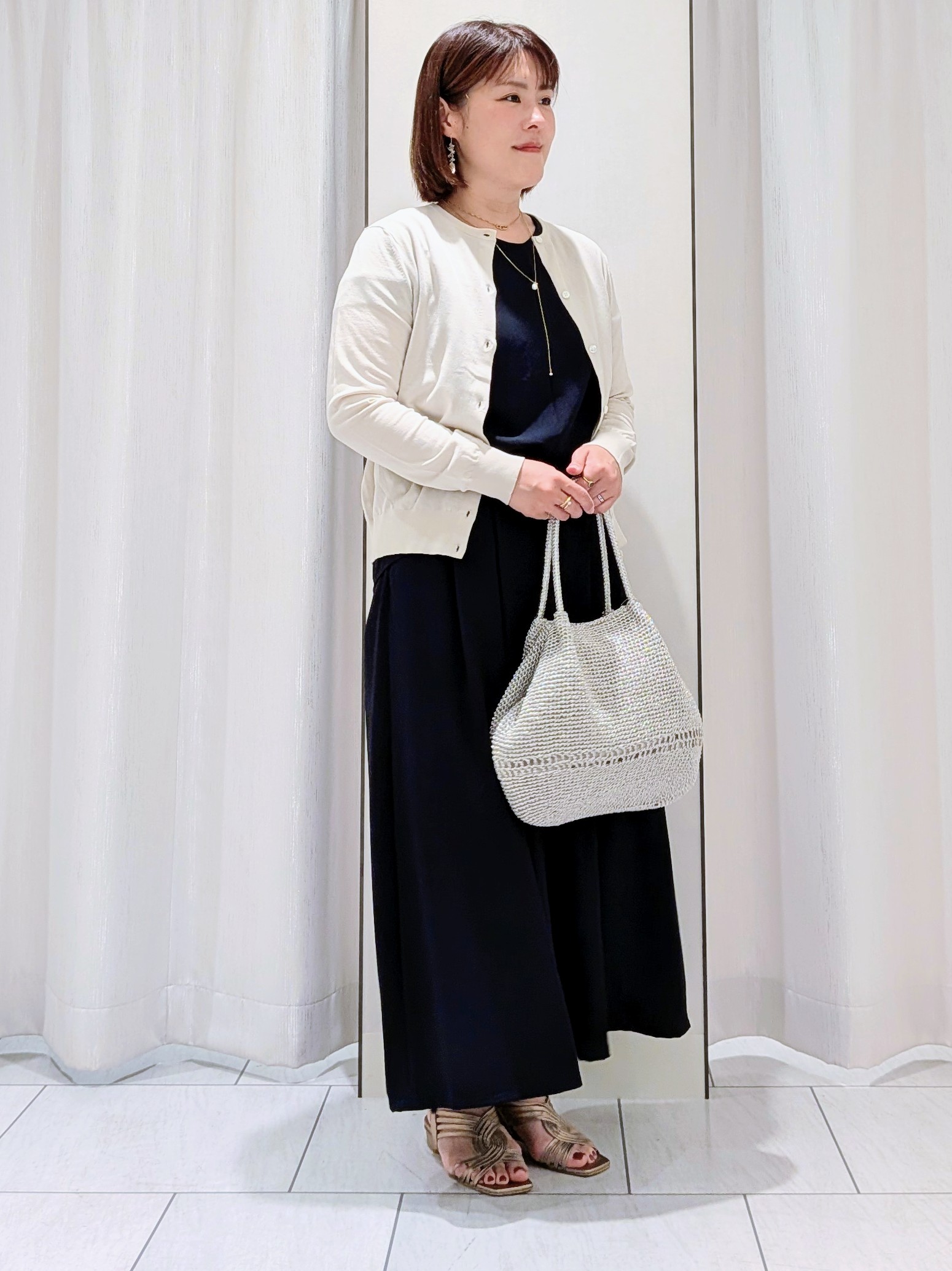 Onumaさんの「UNTITLED｜【9色展開/アンサンブル可】コットンクルーネックカーディガン」を使ったコーディネート