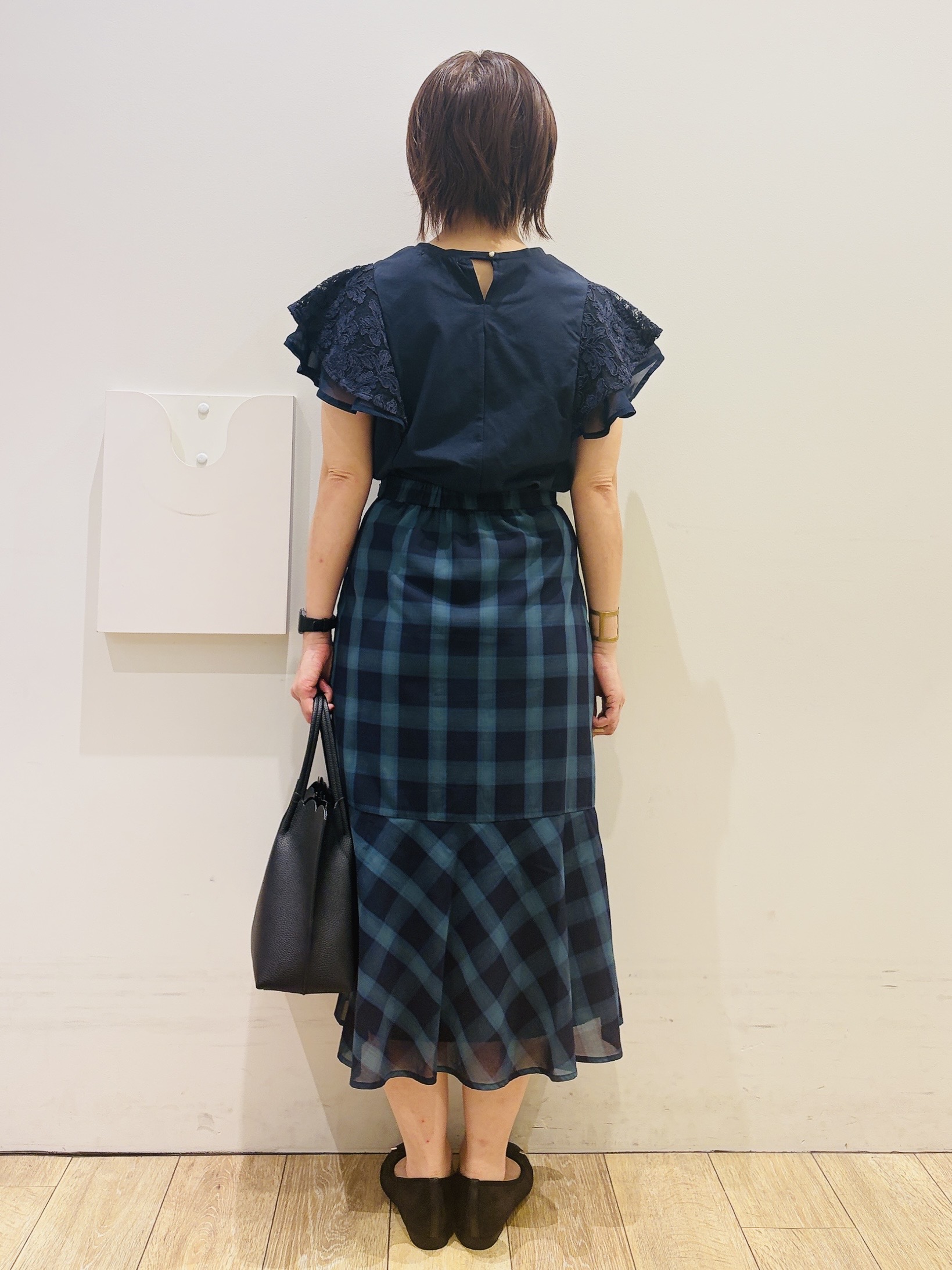 YUKOさんの「index｜【接触冷感／UV】レースフレアスリーブトップス《洗濯機OK》」を使ったコーディネート