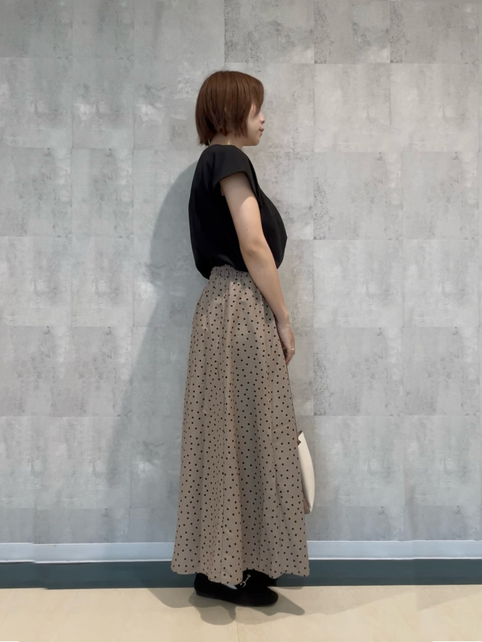 柳川　真帆さんの「SHOO･LA･RUE｜【ひんやり/前後2WAY/S-LL】楽に着られて好印象 やわらかトップス」を使ったコーディネート