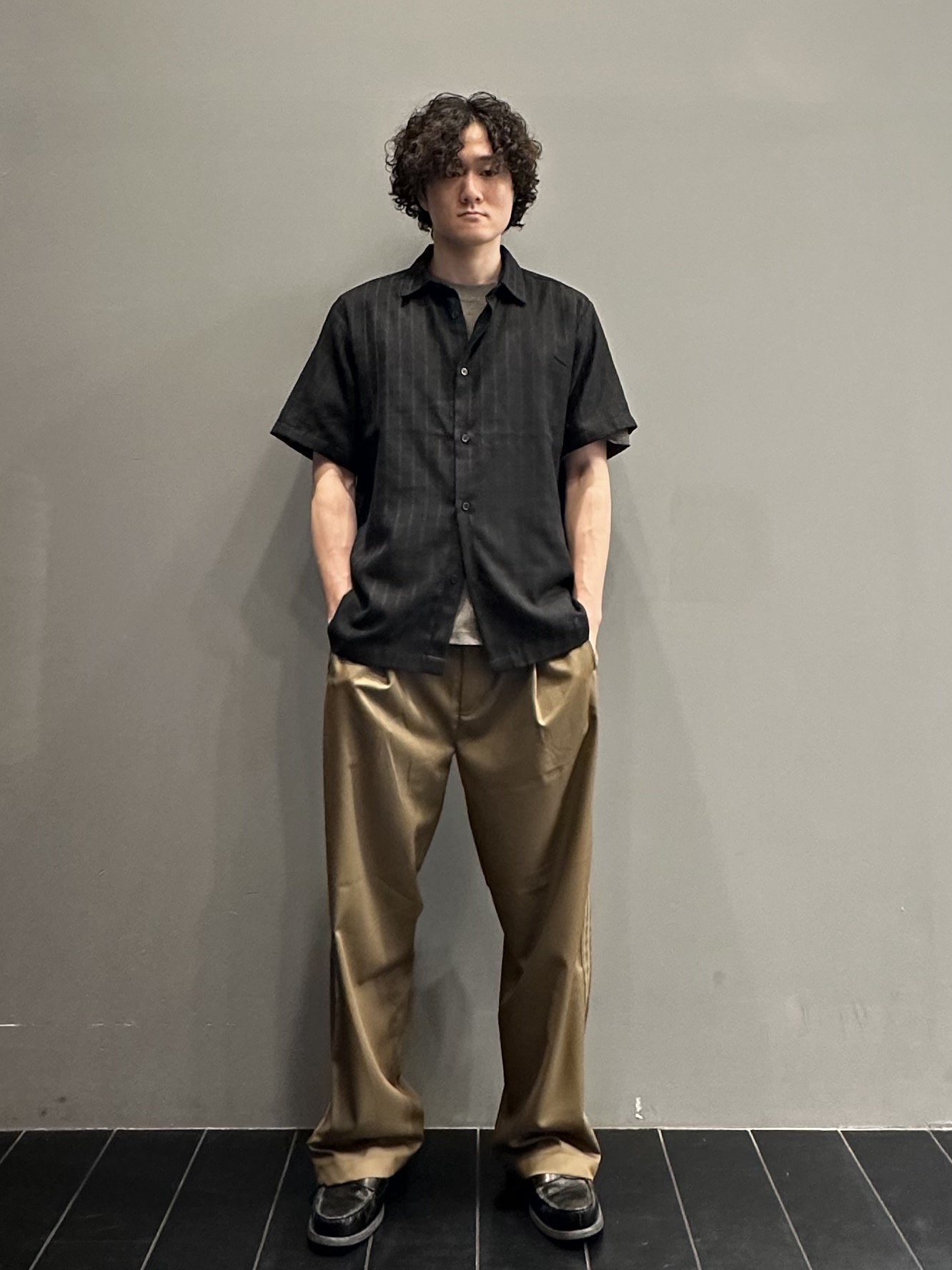 SHUさんの「THE SHOP TK｜【洗濯機OK】格子柄メッシュ半袖シャツ」を使ったコーディネート