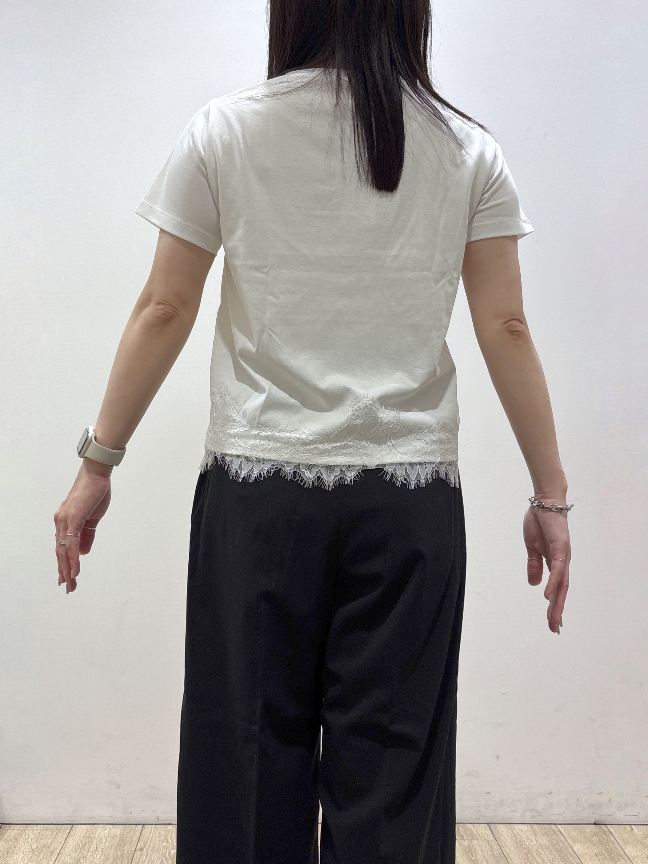 mameさんの「index｜【接触冷感／UVケア】裾レースロゴTシャツ《洗濯機OK／S-3L》」を使ったコーディネート