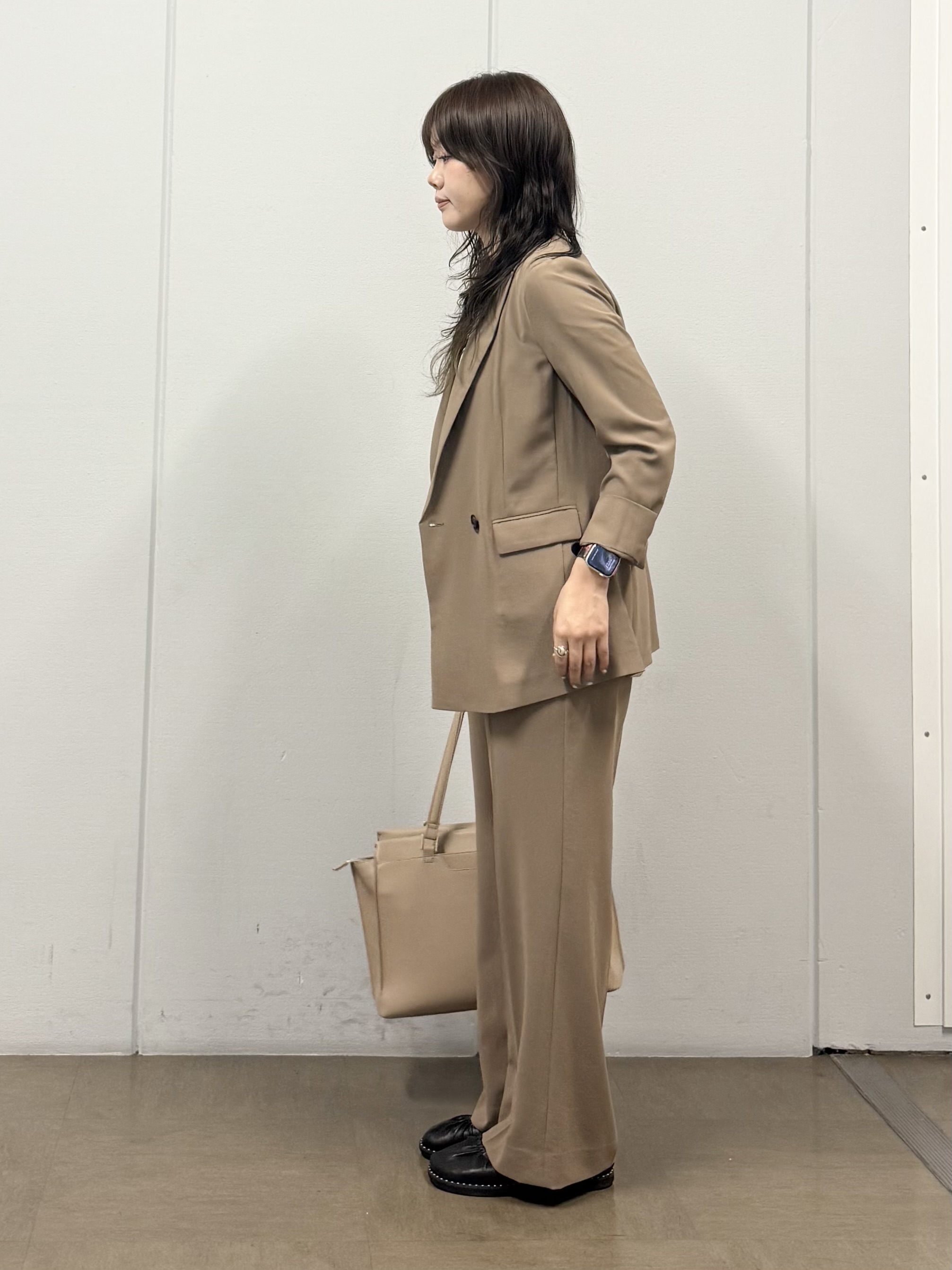 mizukiさんの「INDIVI｜【清涼感／UVケア／接触冷感】Vネックストライプブラウス」を使ったコーディネート