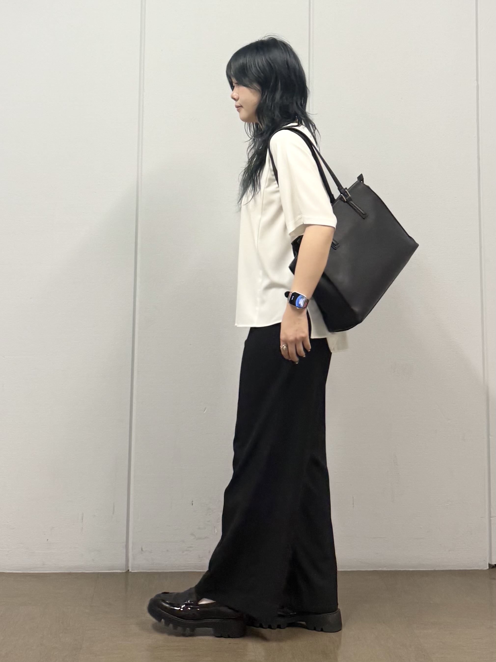 mizukiさんの「INDIVI｜【体型＆二の腕カバー/着る日傘】ドルマントップス」を使ったコーディネート