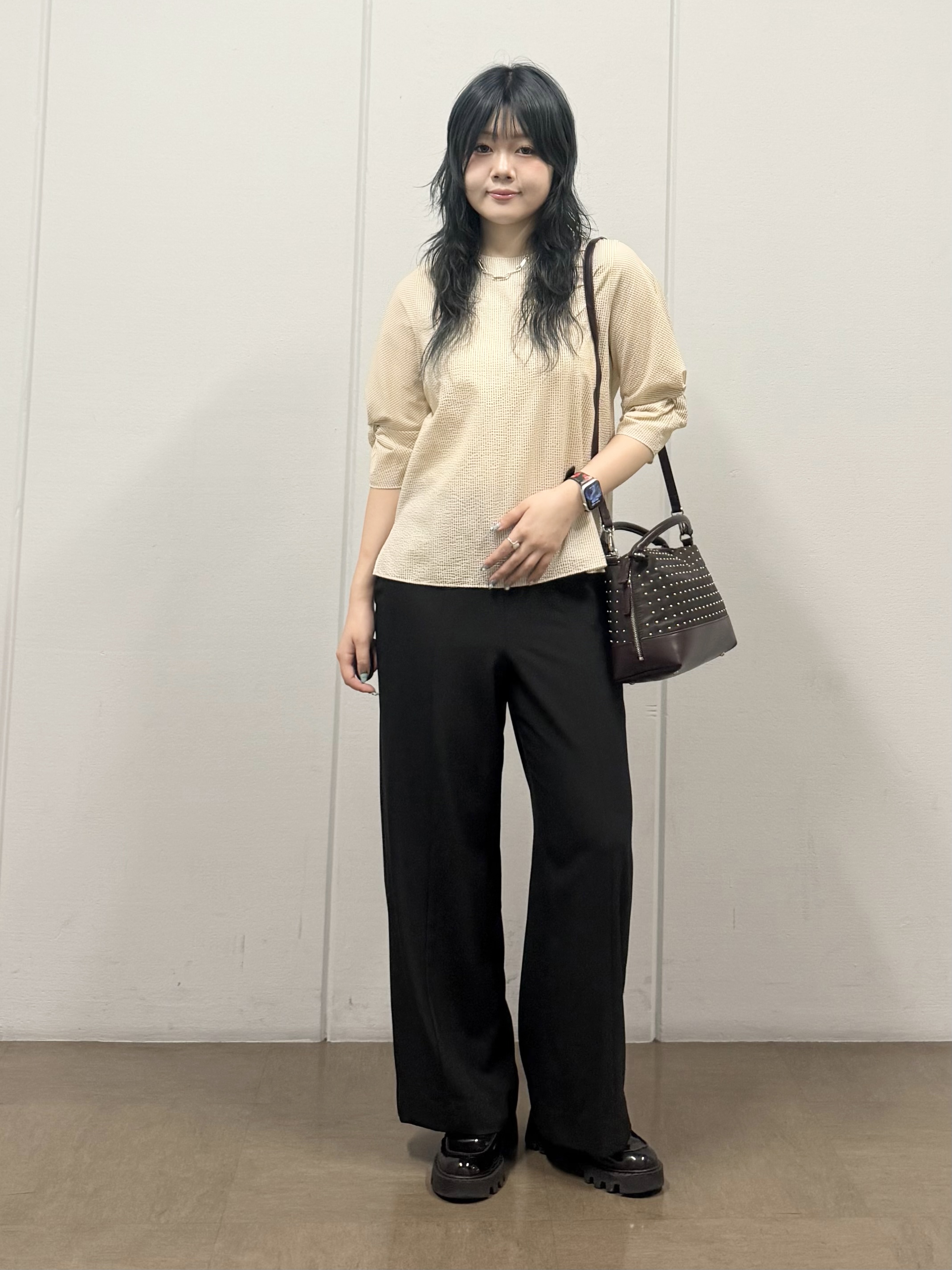 mizukiさんの「INDIVI｜【撥水／UVケア】ねじり袖サッカートップス」を使ったコーディネート