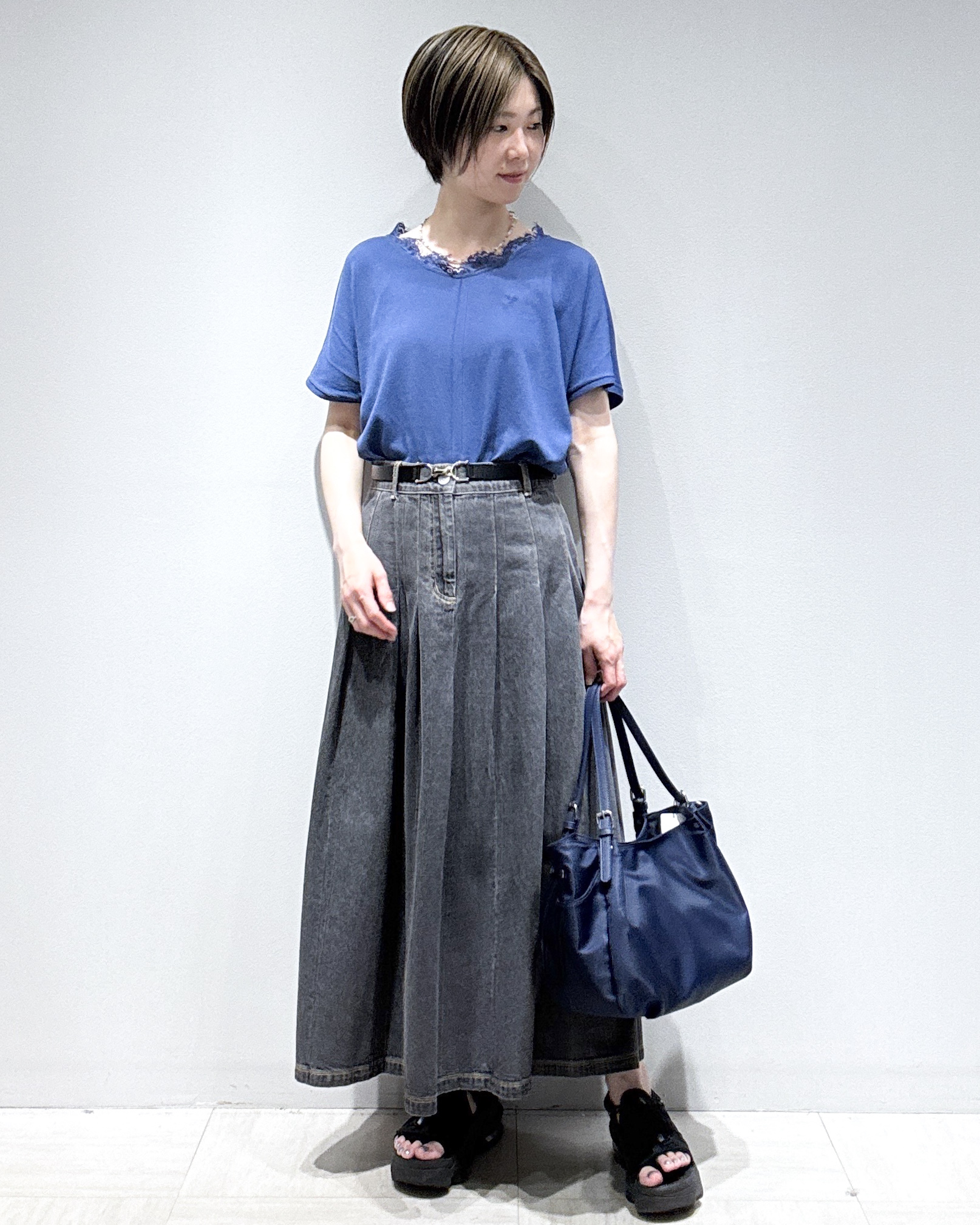 まちこさんの「Reflect｜【二の腕カバー／手洗い可】ネックレース フレンチスリーブニット」を使ったコーディネート