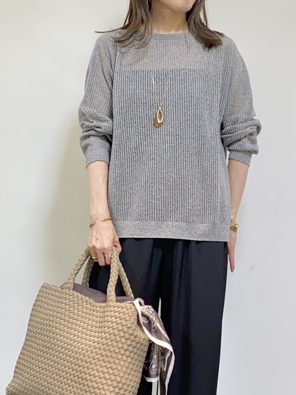 tomoさんの「UNTITLED｜シアーメッシュニット」を使ったコーディネート