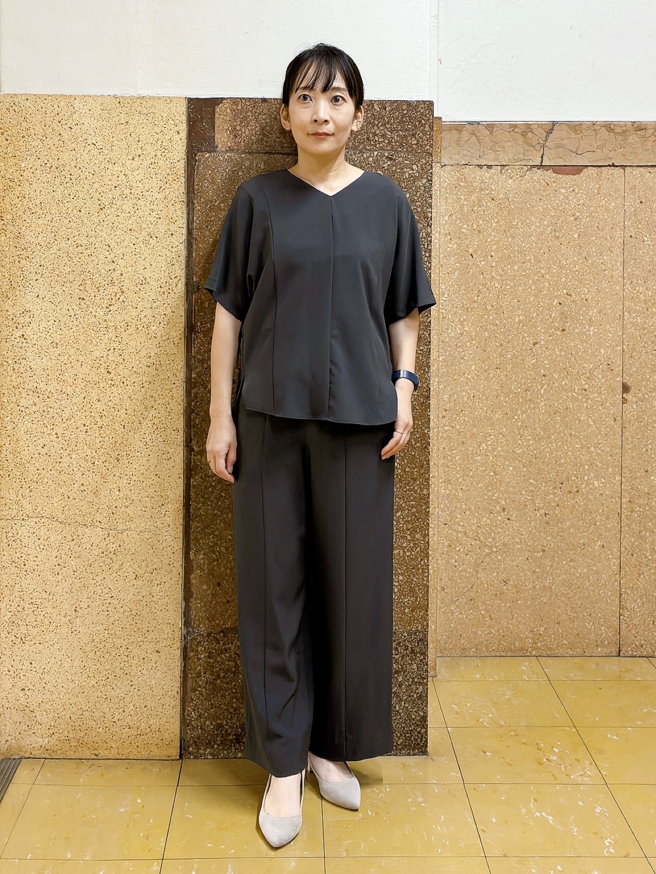 hattoriさんの「INDIVI｜【着る日傘】ドルマントップス」を使ったコーディネート