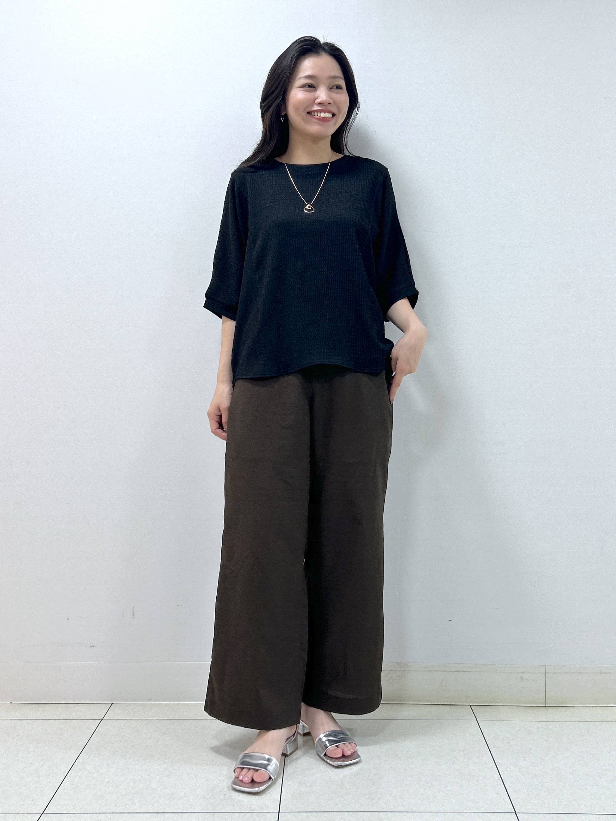 Kaiさんの「Dessin｜シュリンクジャージ カットソー」を使ったコーディネート