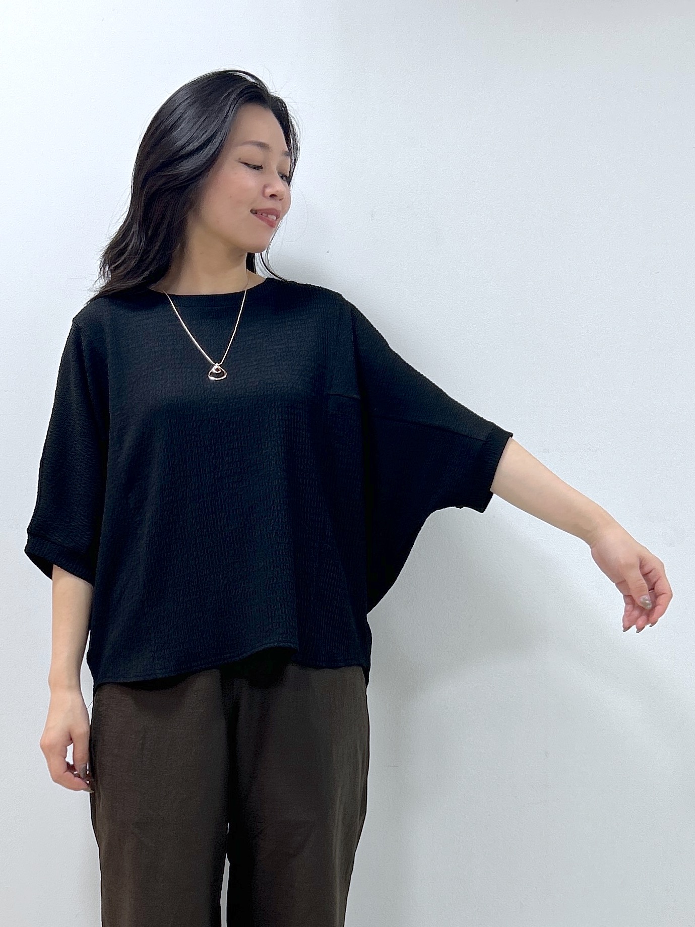 Kaiさんの「Dessin｜シュリンクジャージ カットソー」を使ったコーディネート