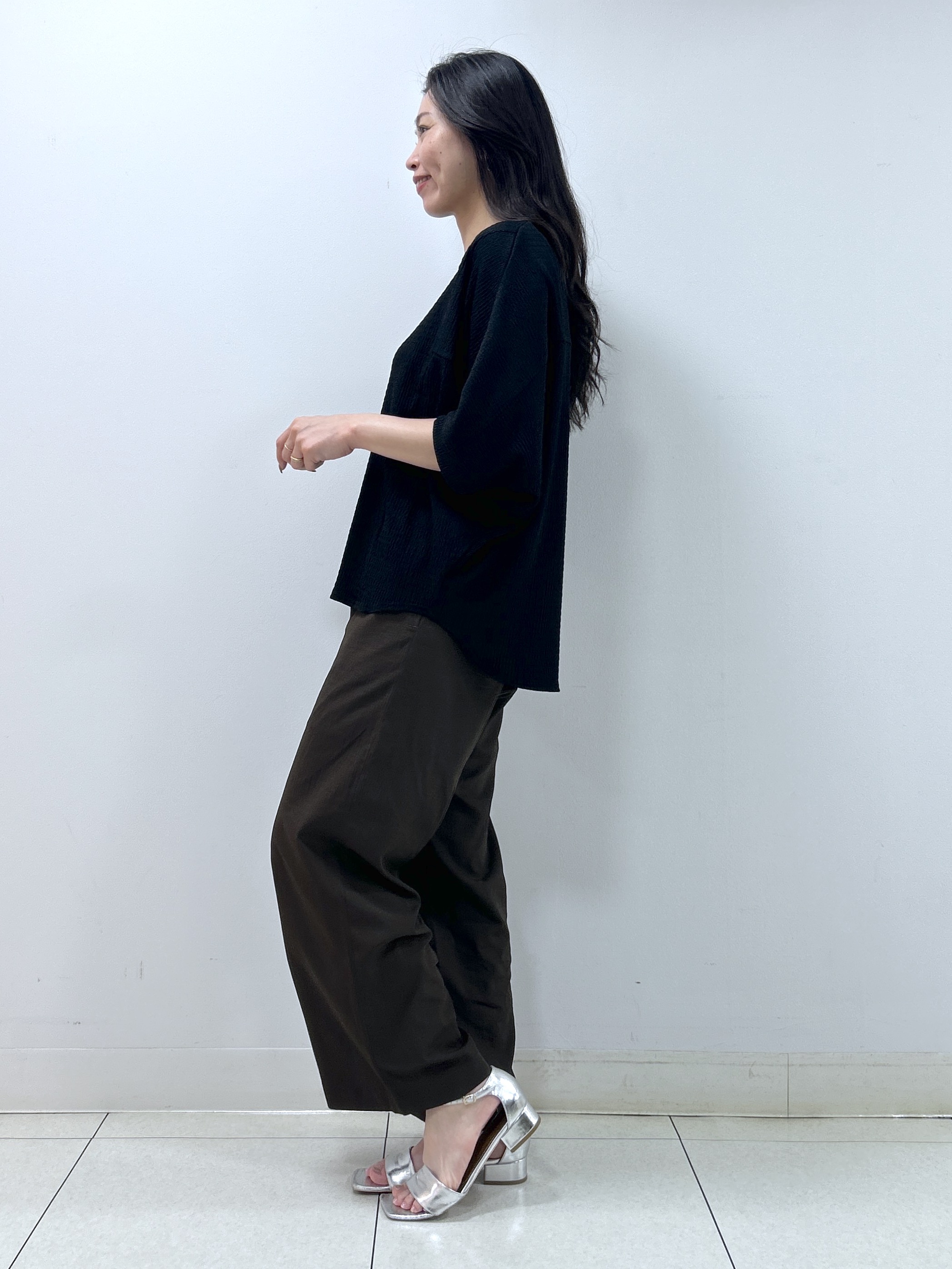 Kaiさんの「Dessin｜シュリンクジャージ カットソー」を使ったコーディネート