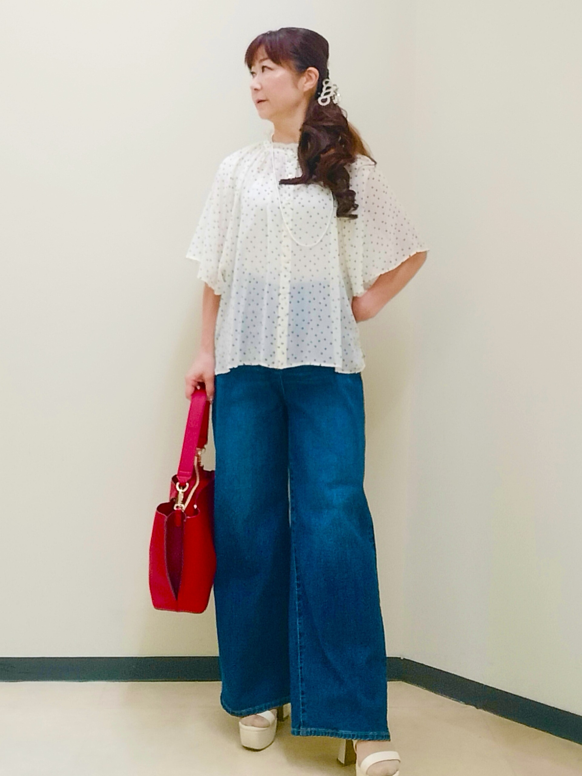 花さんの「Reflect｜【セットアップ／手洗い可】ドット柄シアーブラウス」を使ったコーディネート